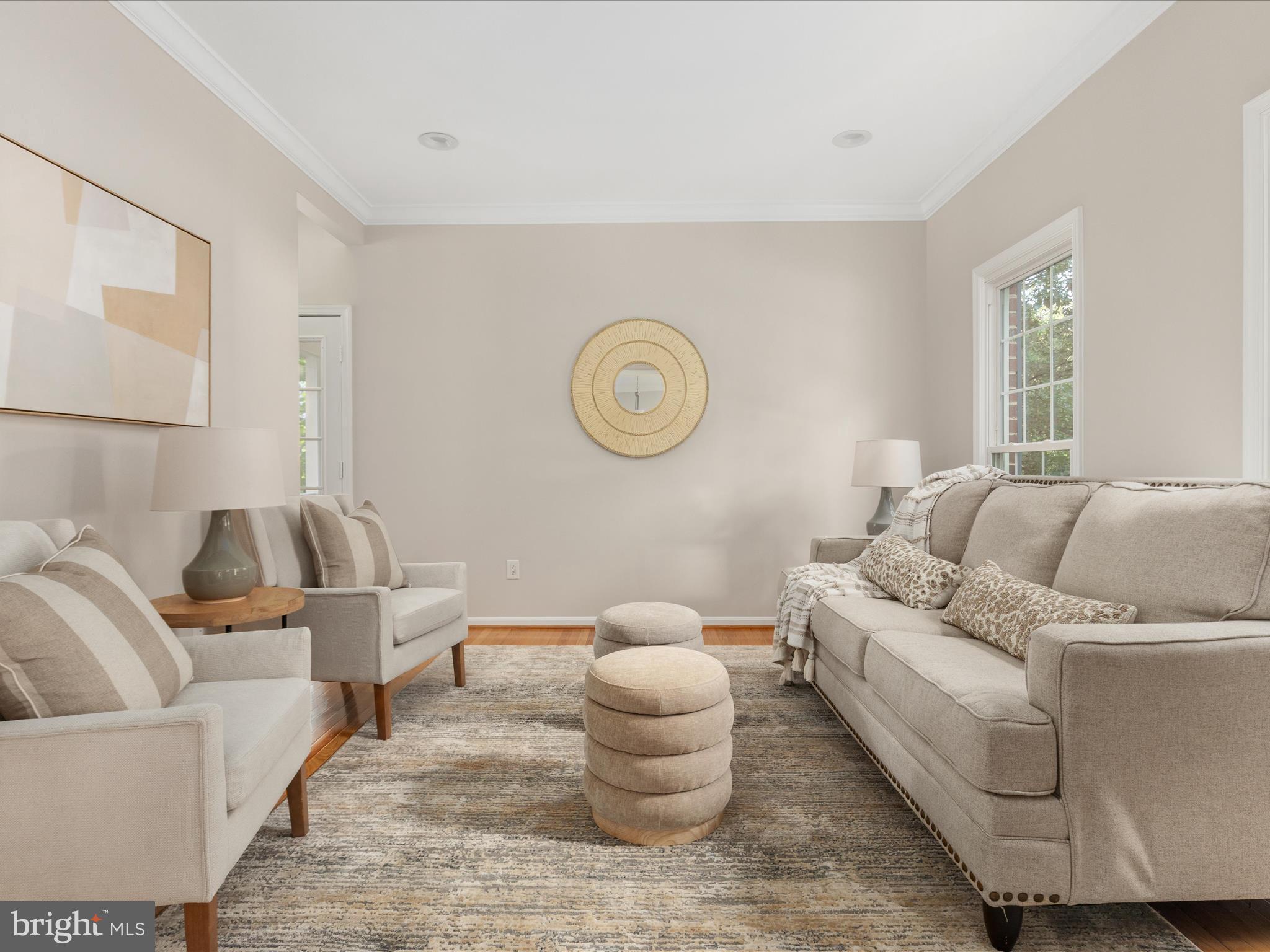 HAWTHORNE FOREST - Residential