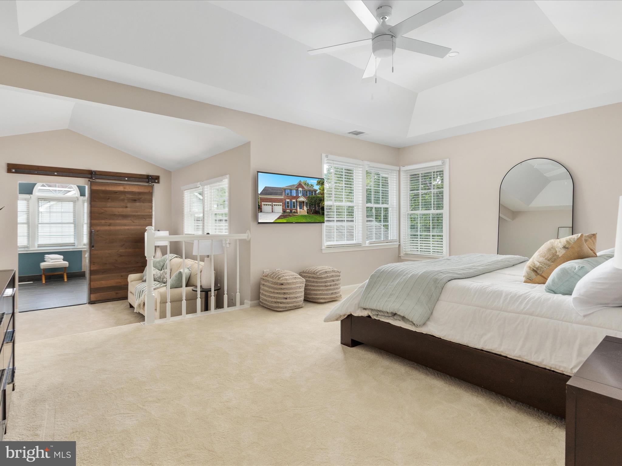 HAWTHORNE FOREST - Residential