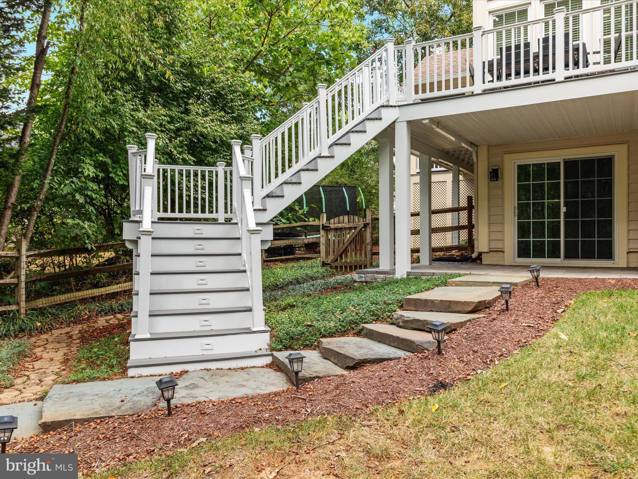 HAWTHORNE FOREST - Residential