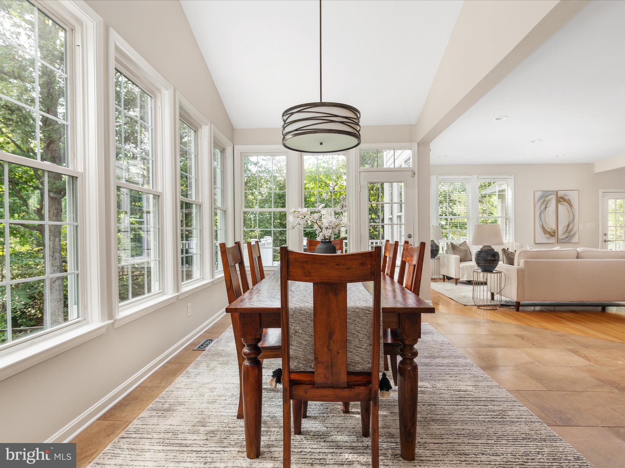 HAWTHORNE FOREST - Residential