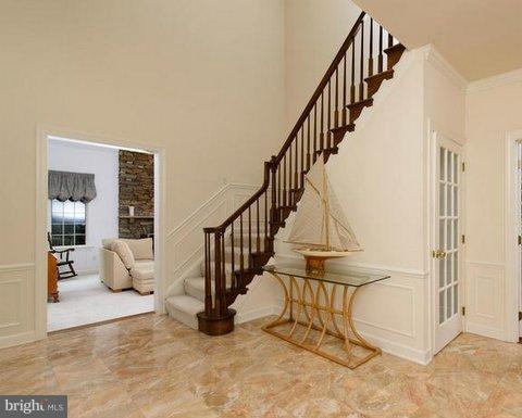 STURBRIDGE - Residential