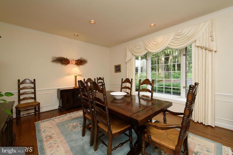 STURBRIDGE - Residential