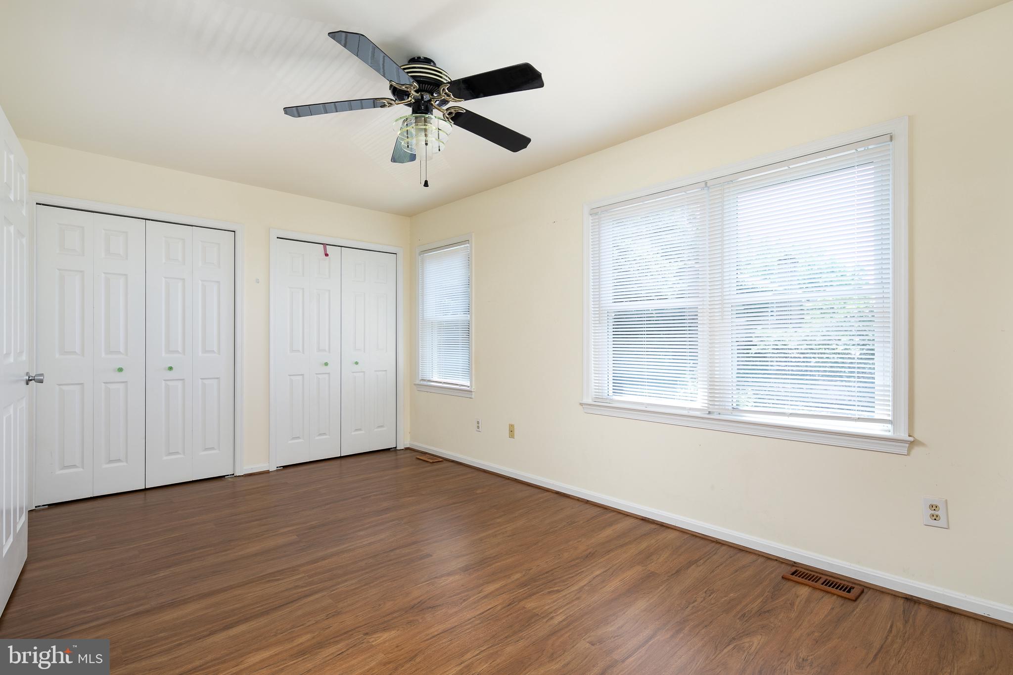 HENSON PARK - Residential Lease