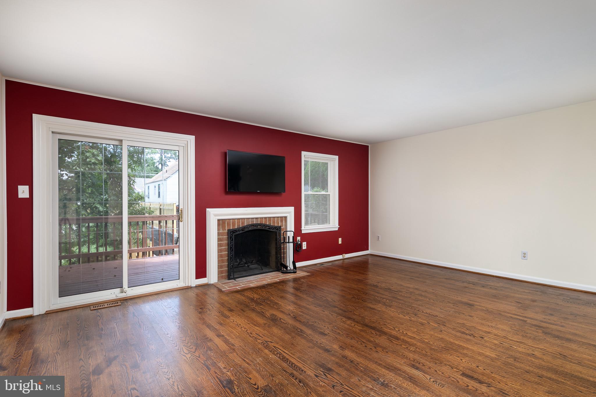 HENSON PARK - Residential Lease