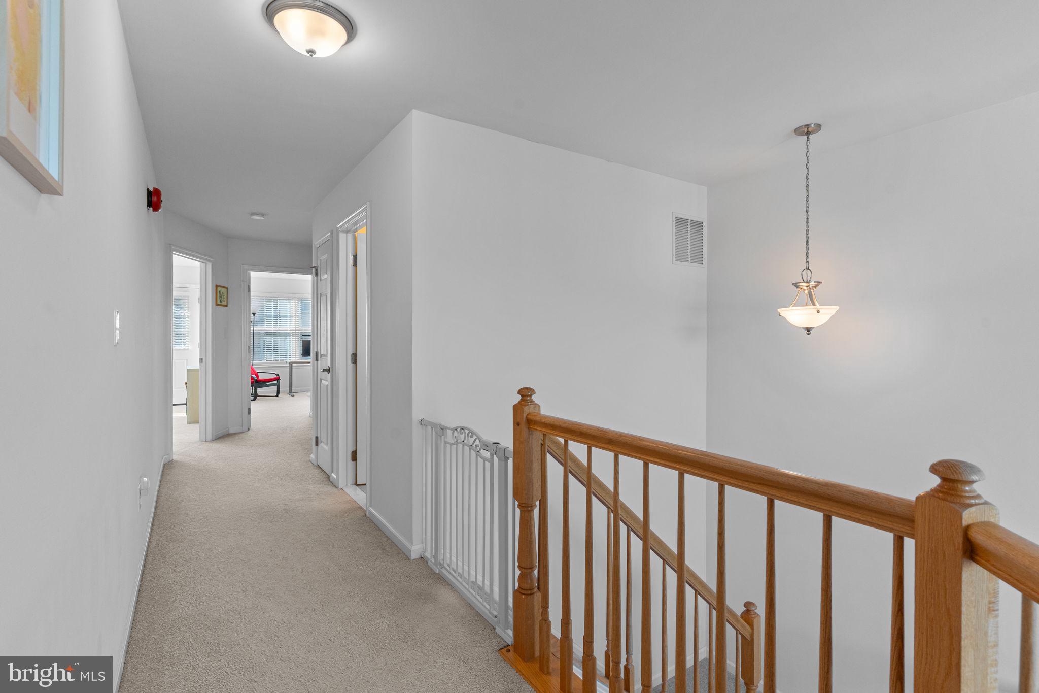 EMERALD WALK - Residential