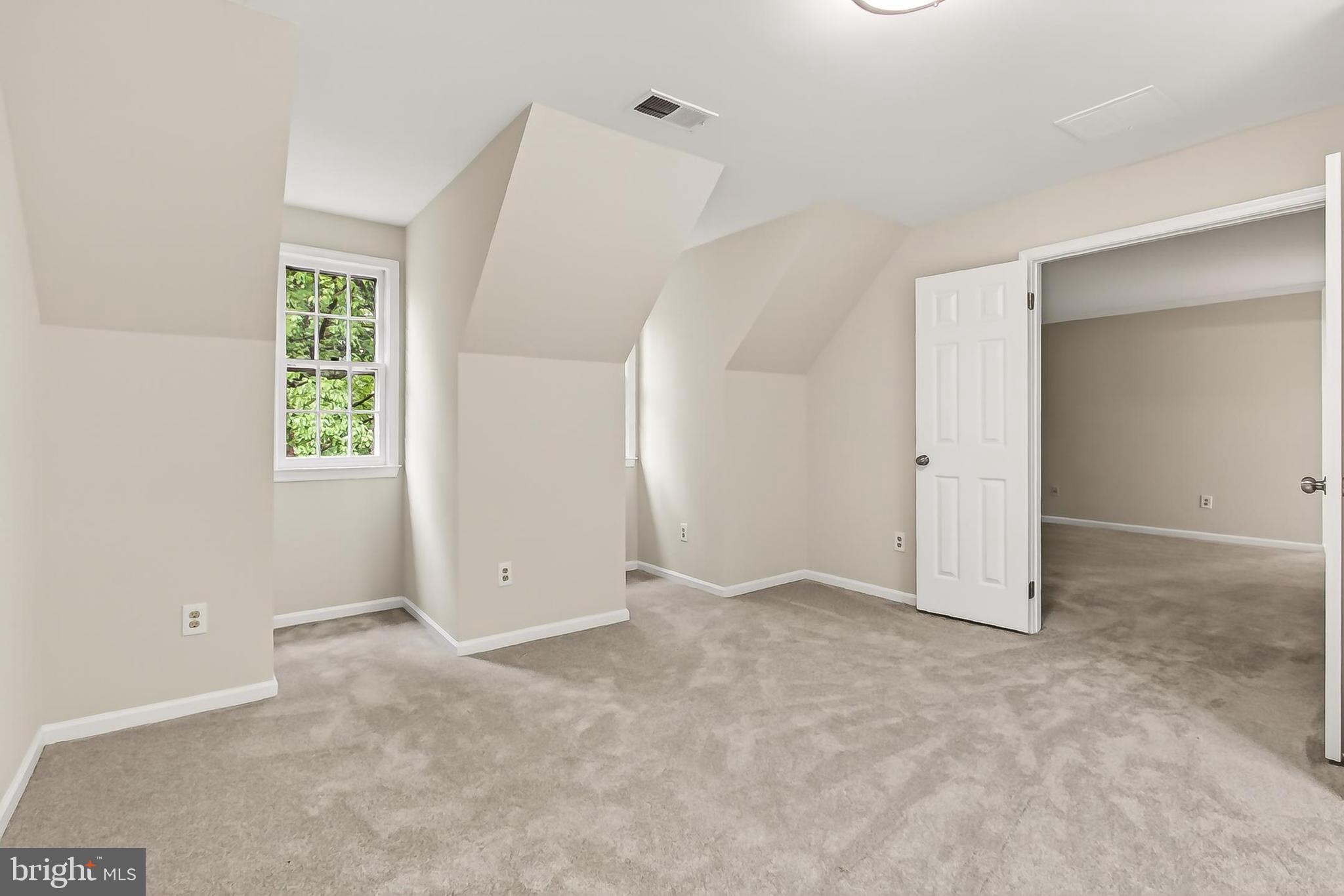 VIRGINIA RUN - Residential