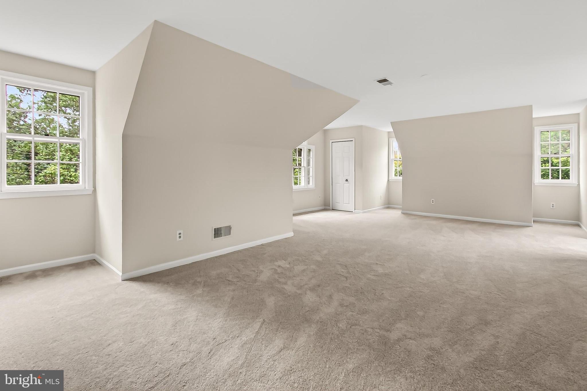 VIRGINIA RUN - Residential