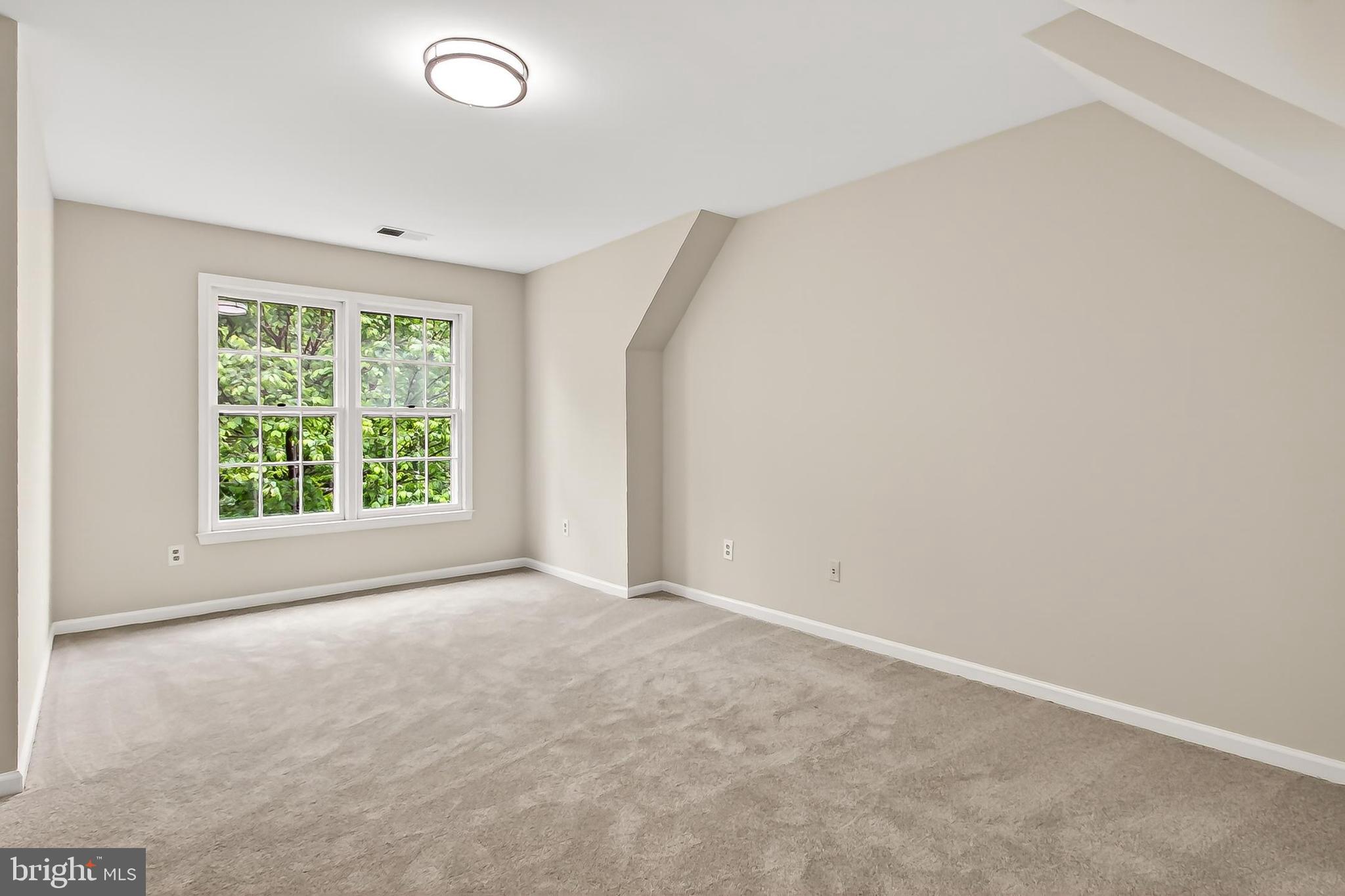 VIRGINIA RUN - Residential