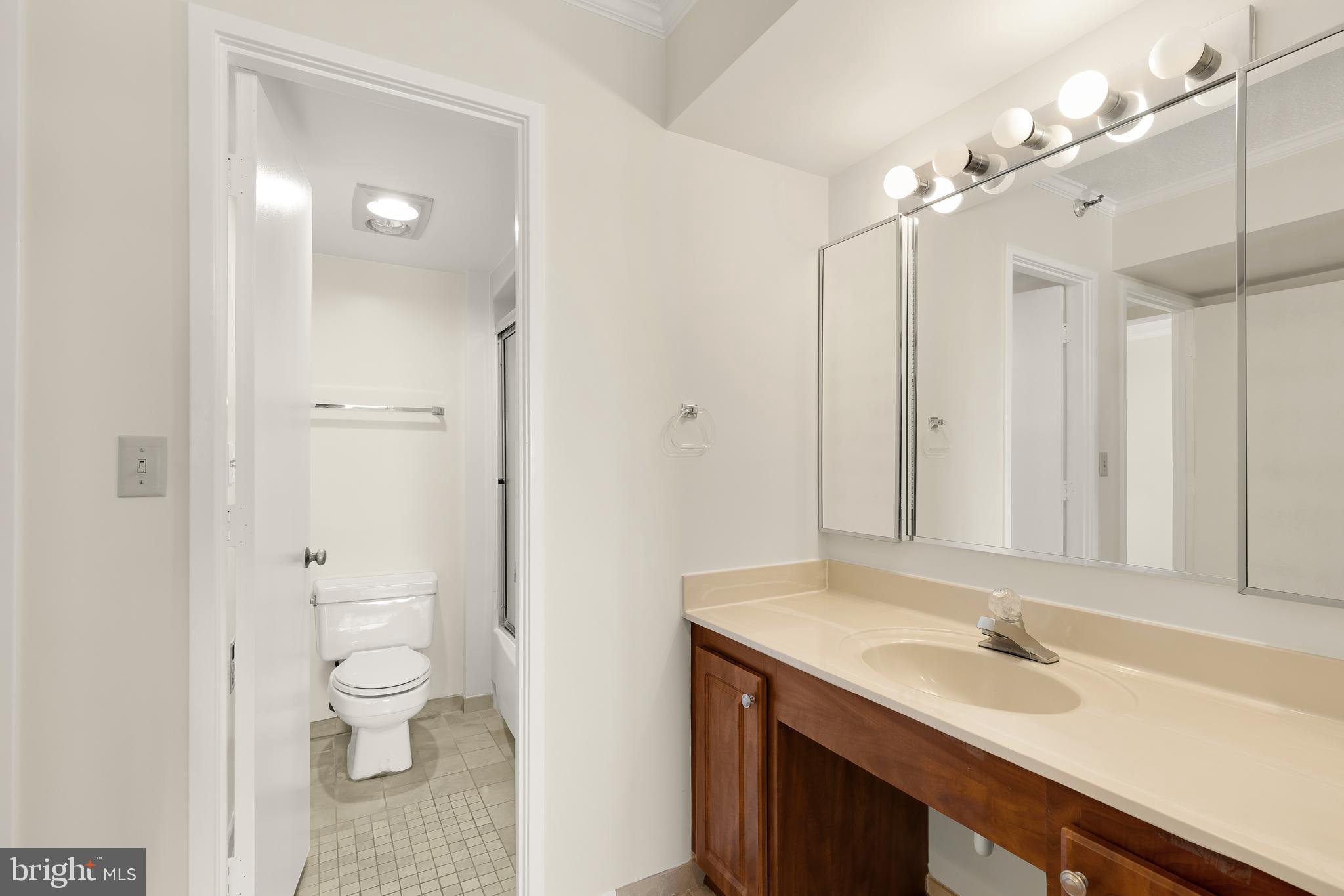 ALTA VISTA - Residential Lease