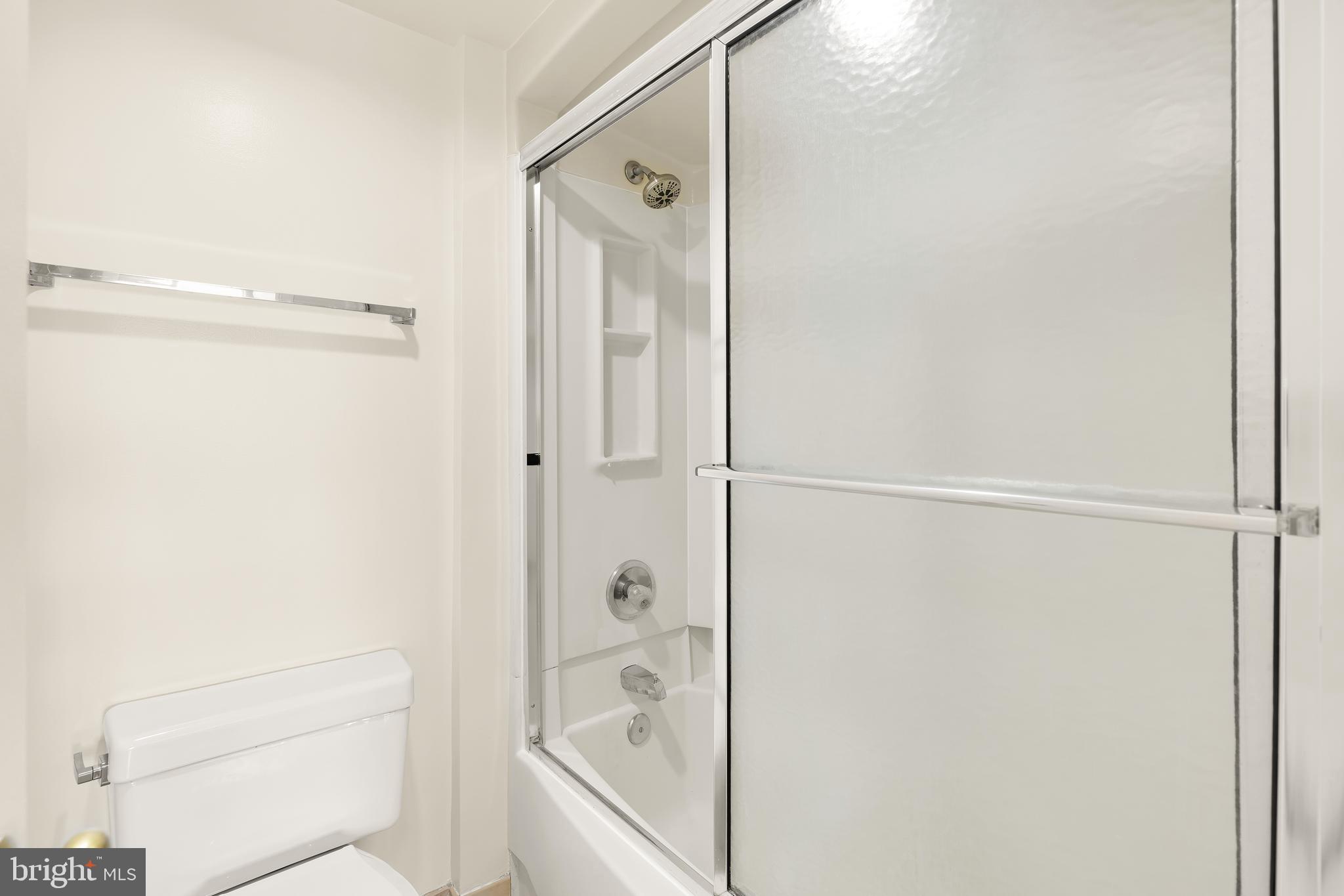 ALTA VISTA - Residential Lease