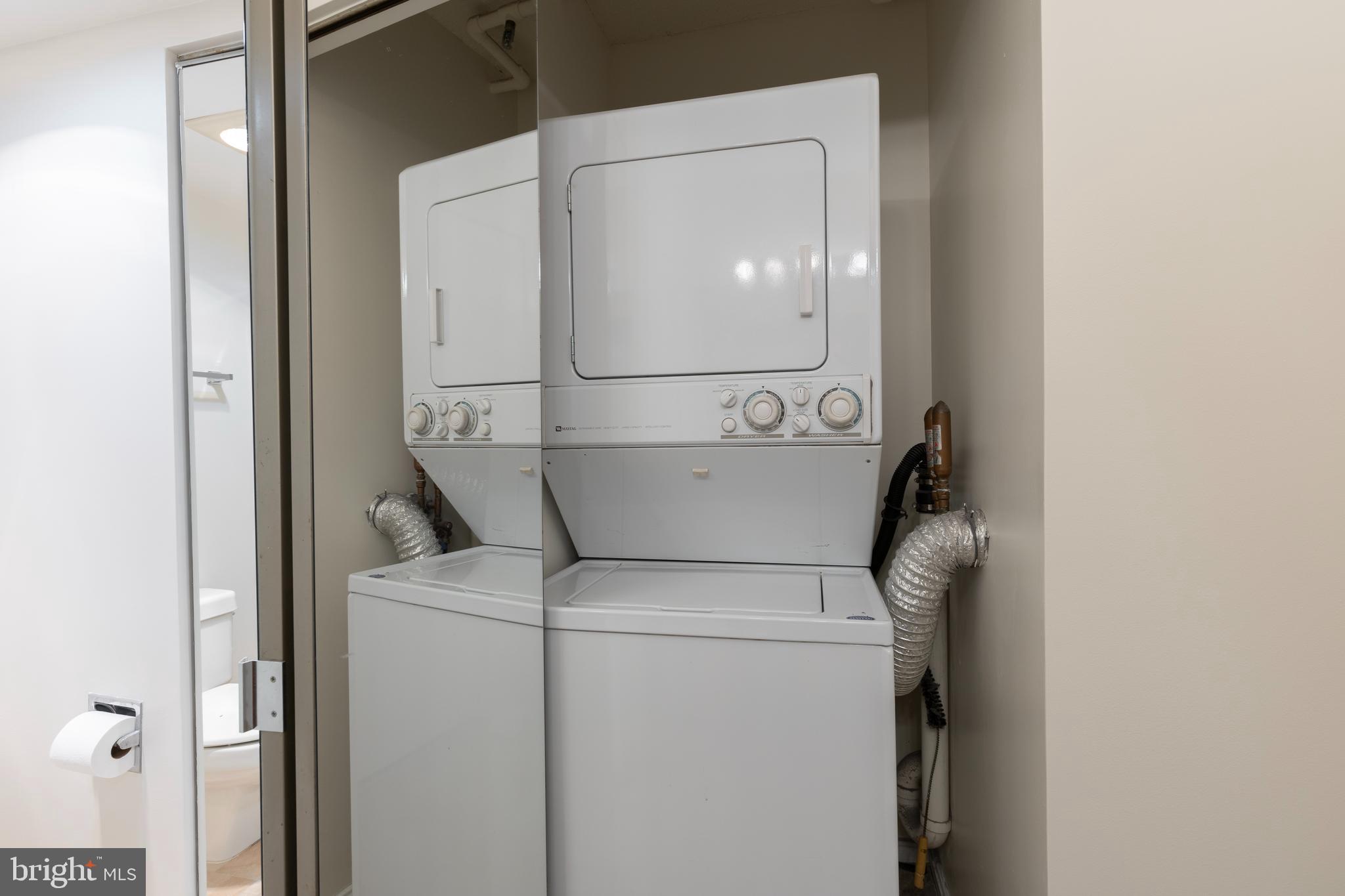 ALTA VISTA - Residential Lease