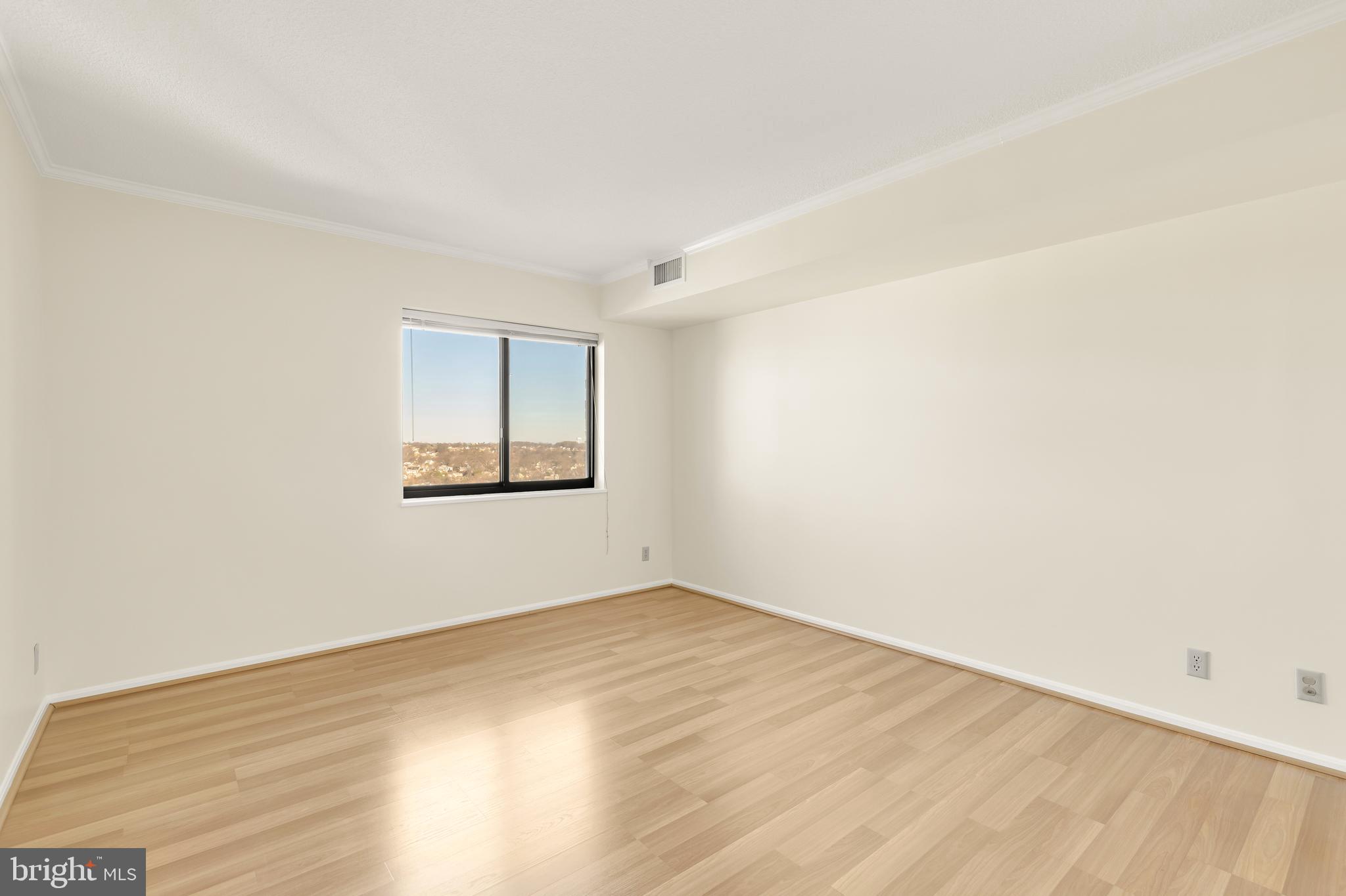 ALTA VISTA - Residential Lease