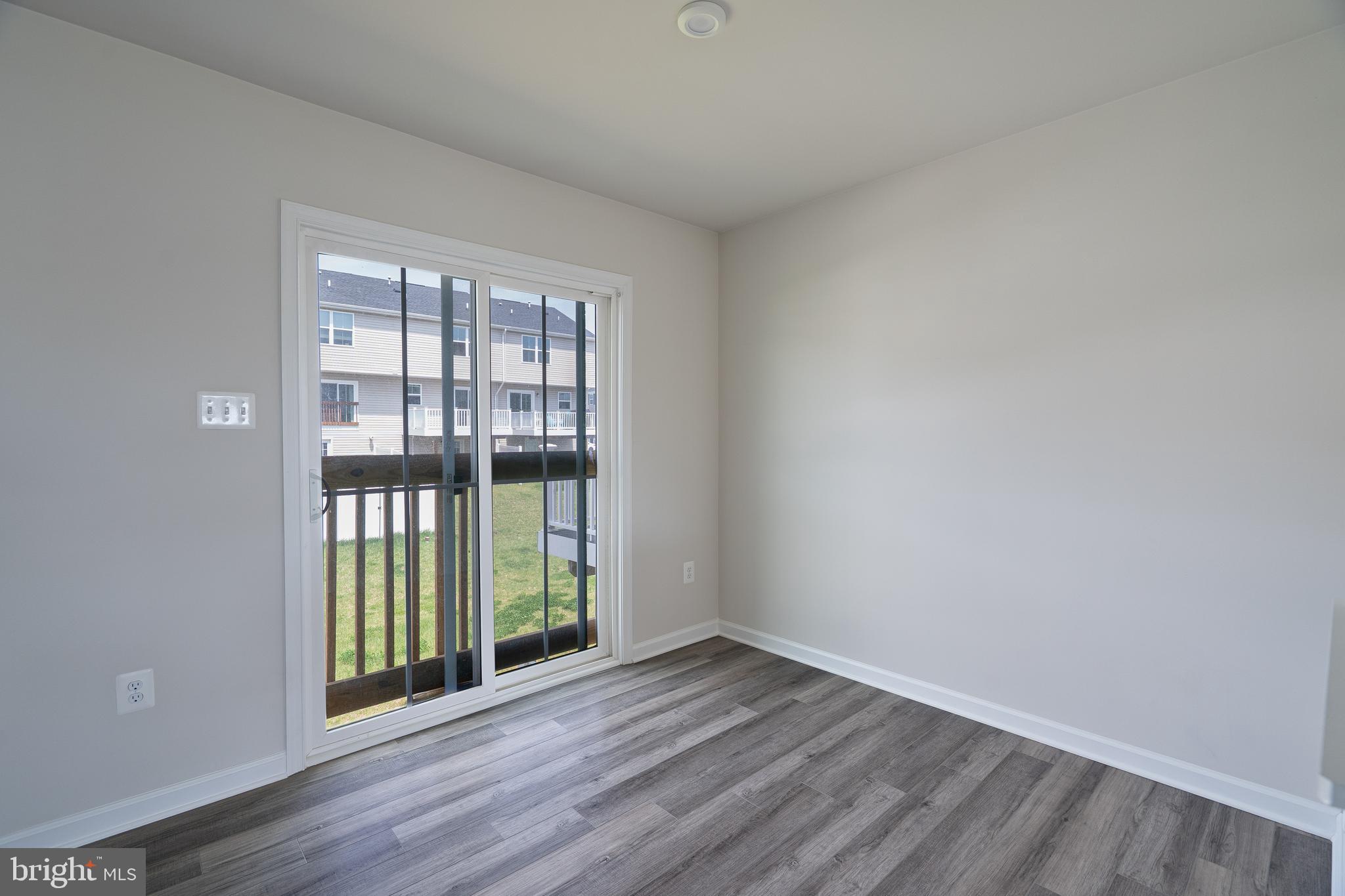 THE LAKES AT MARTINSBURG - Residential