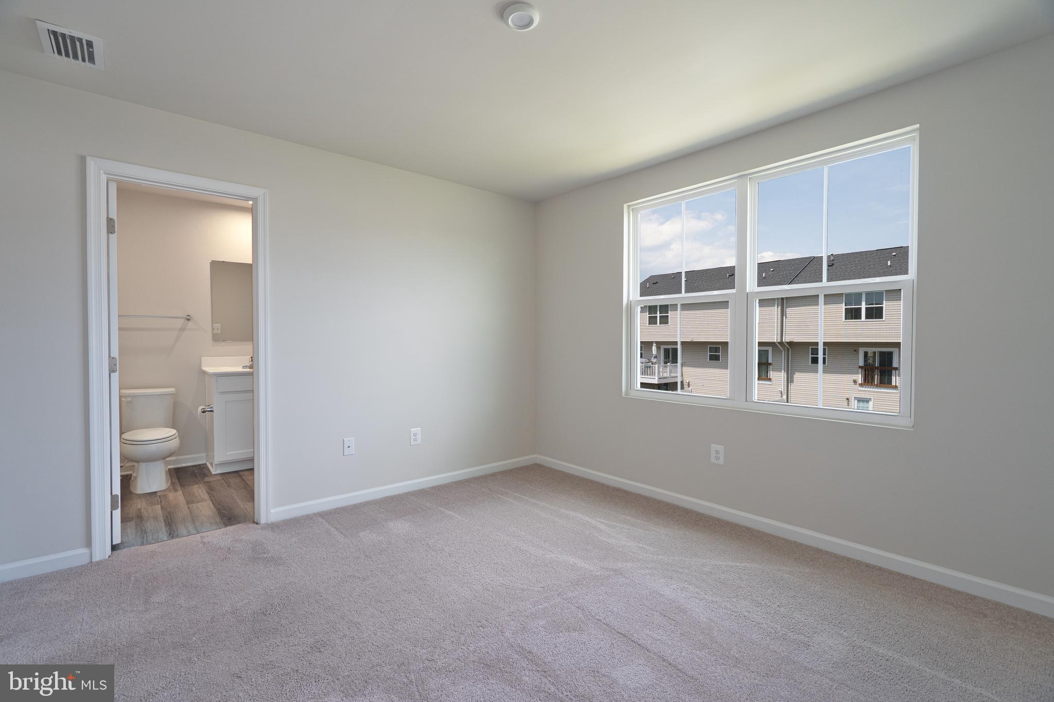 THE LAKES AT MARTINSBURG - Residential