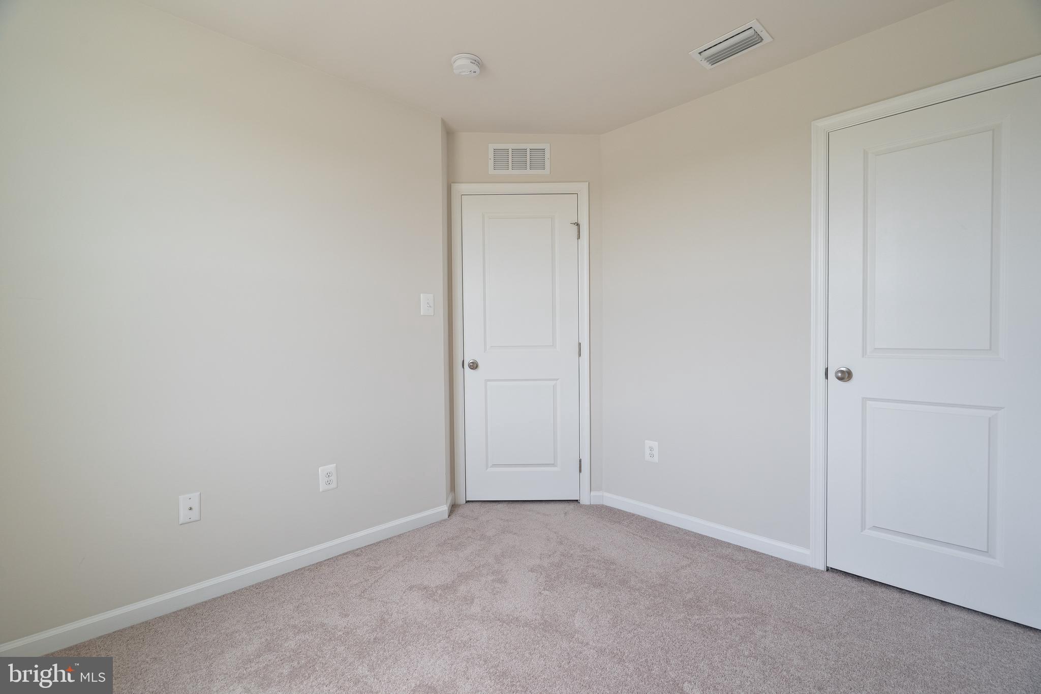 THE LAKES AT MARTINSBURG - Residential