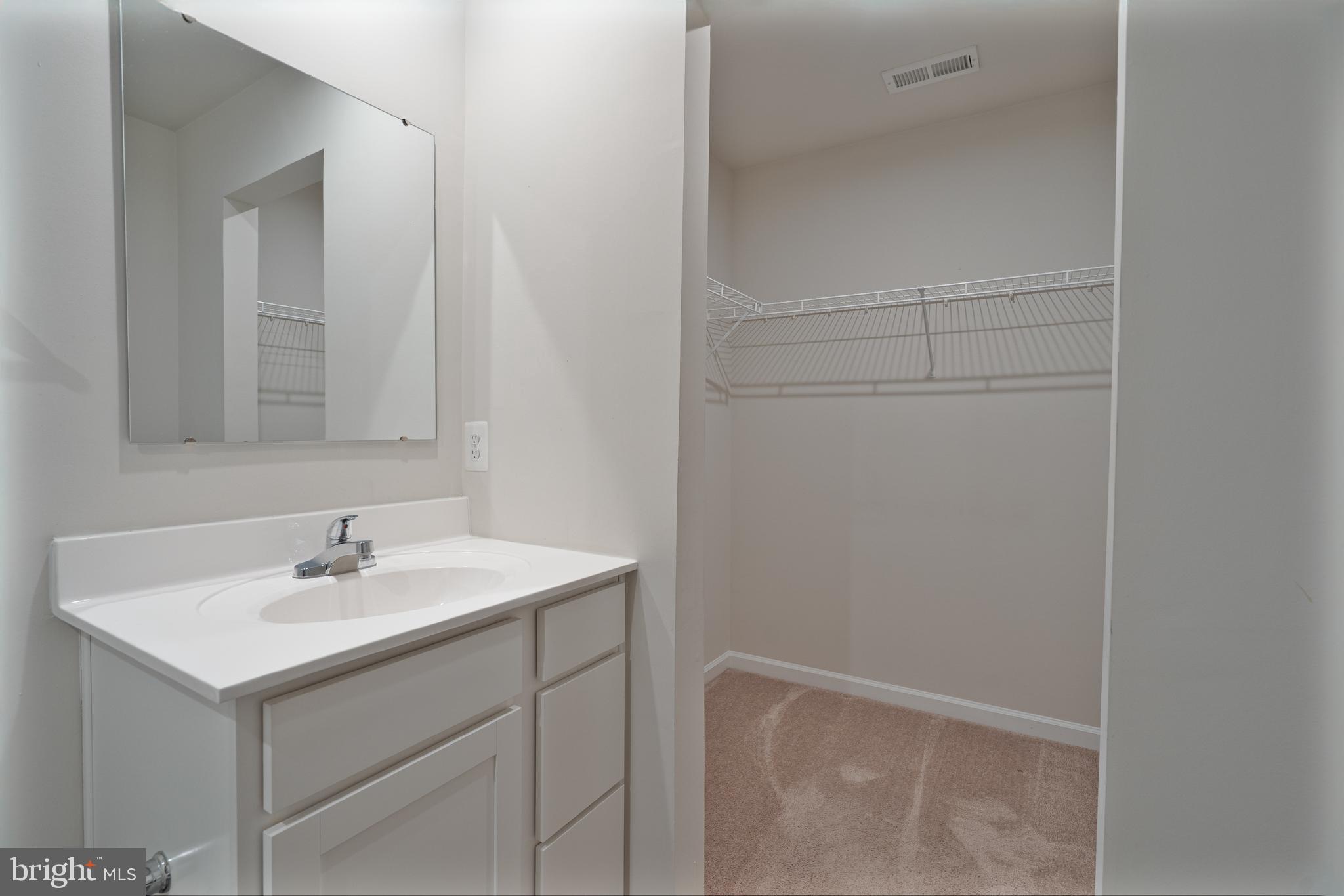 THE LAKES AT MARTINSBURG - Residential