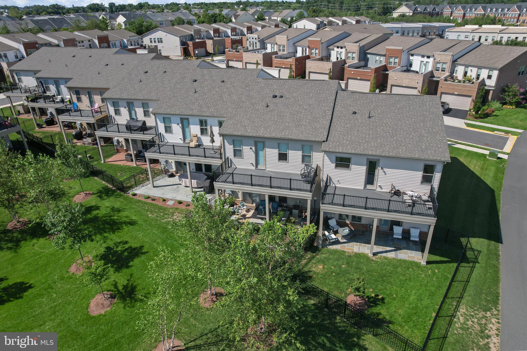 BRAMBLETON - Residential