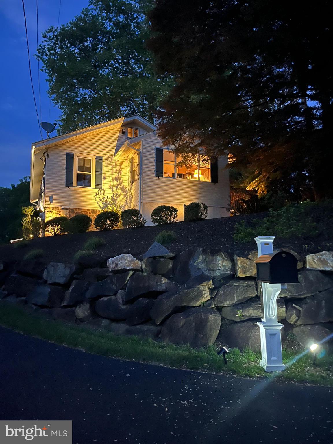 RADNOR HUNT - Residential