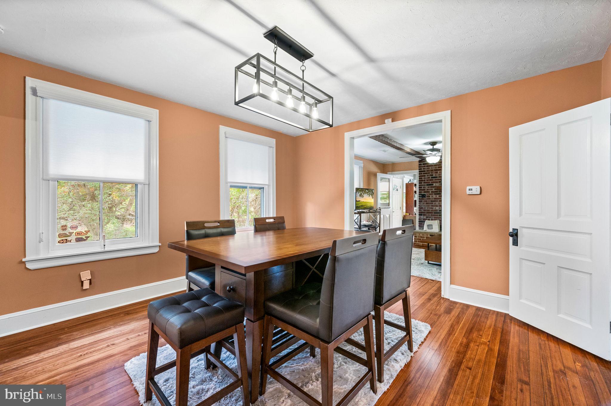 RADNOR HUNT - Residential