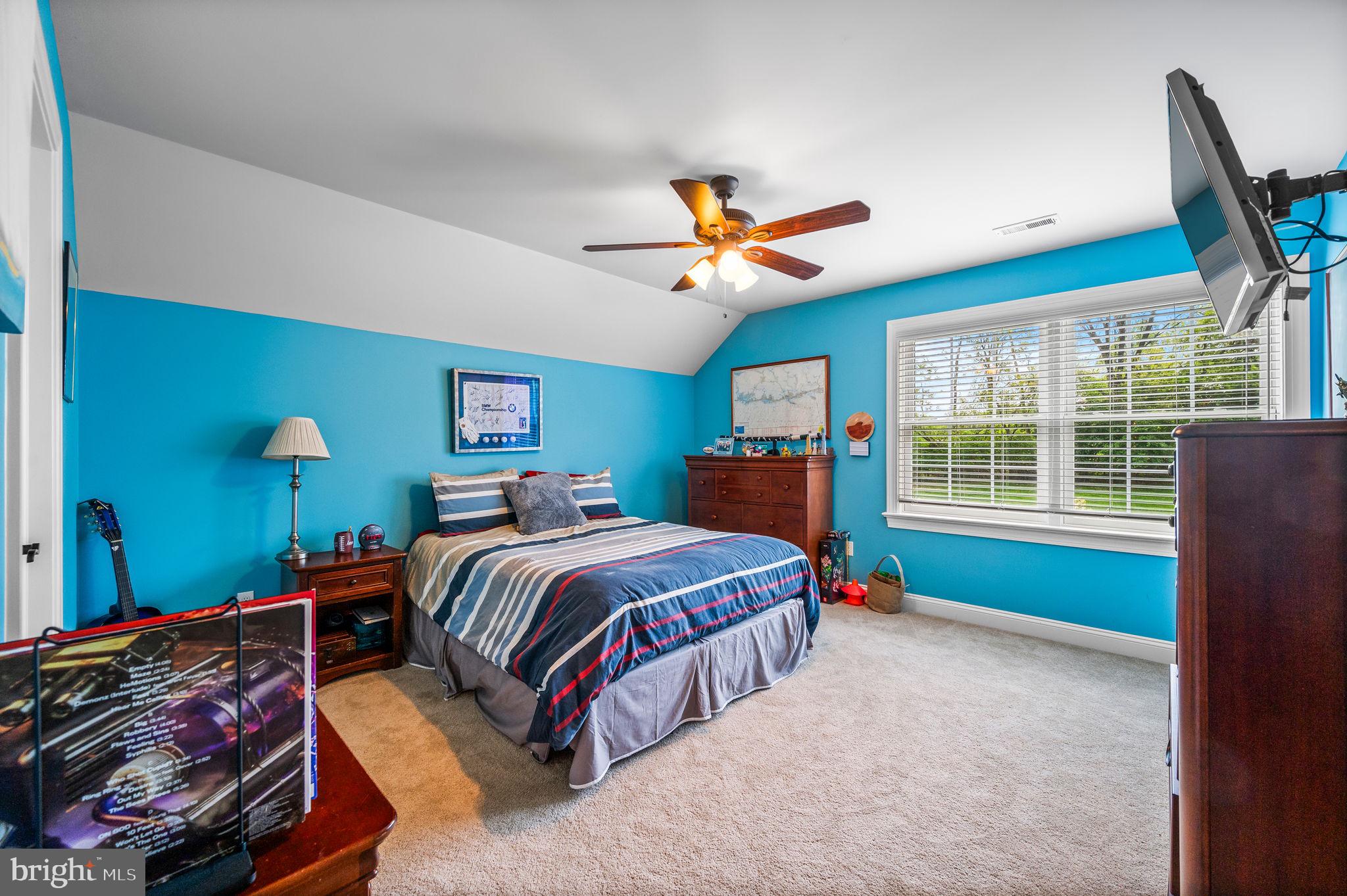 RADNOR HUNT - Residential