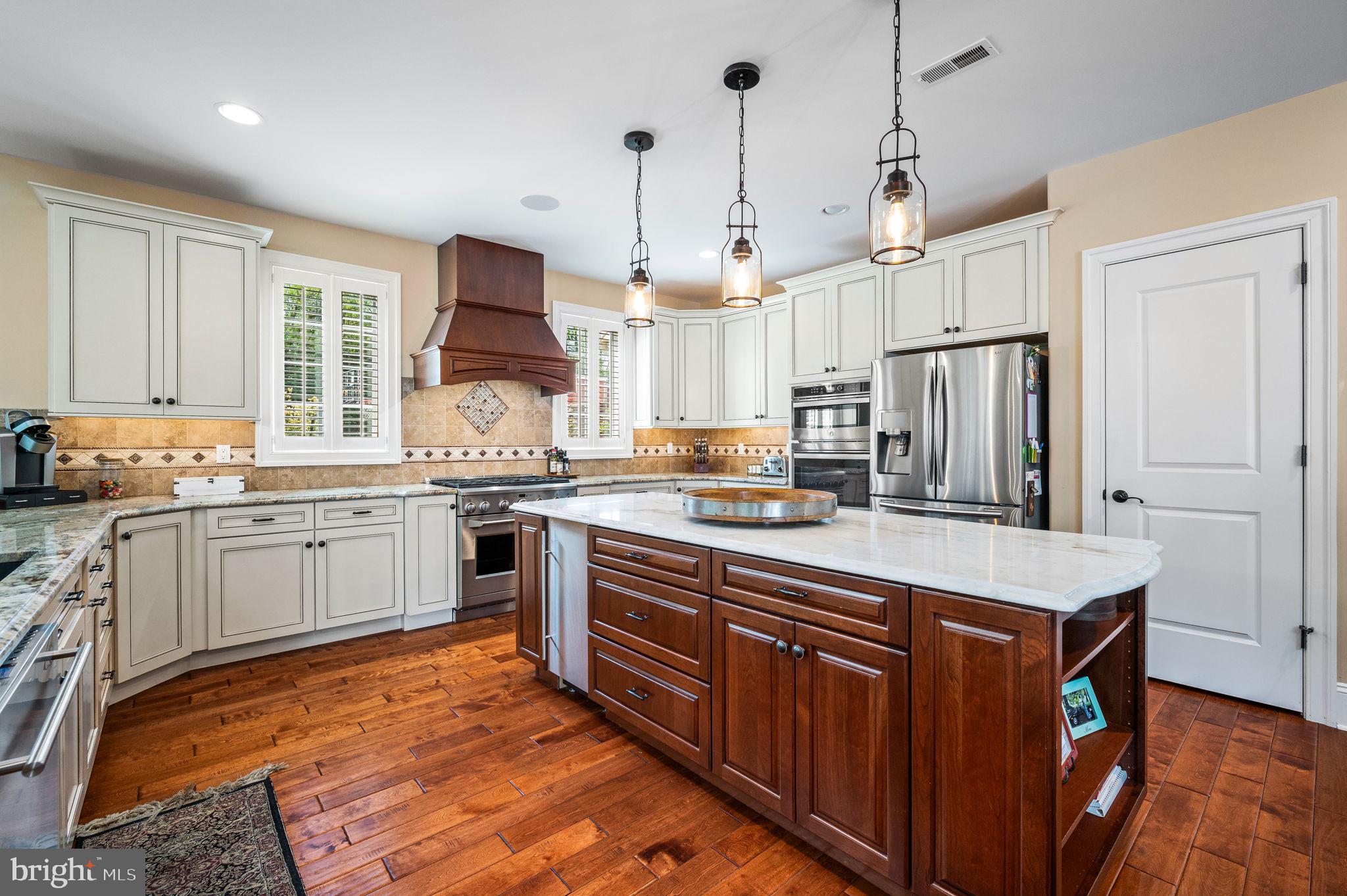 RADNOR HUNT - Residential