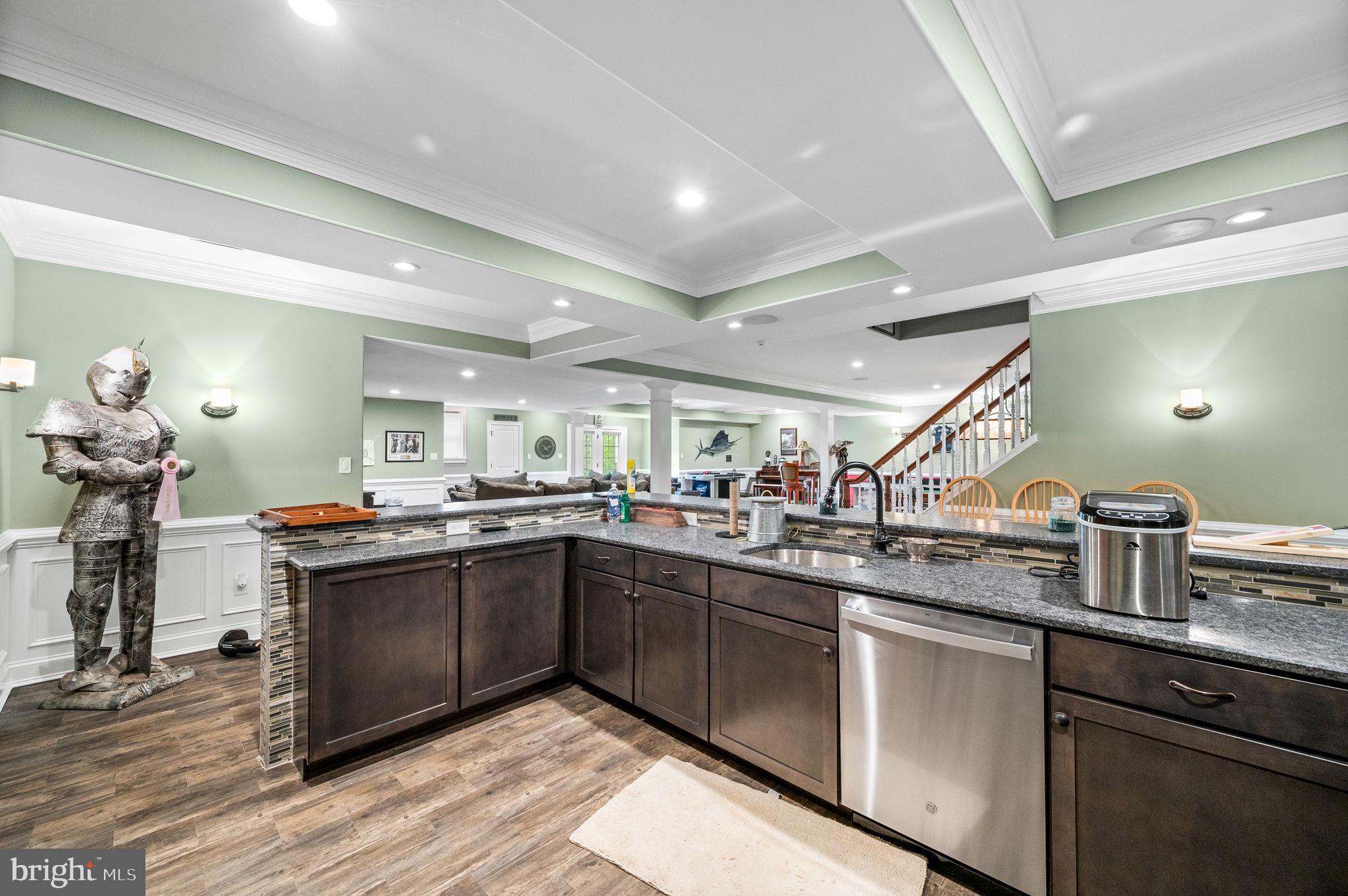RADNOR HUNT - Residential