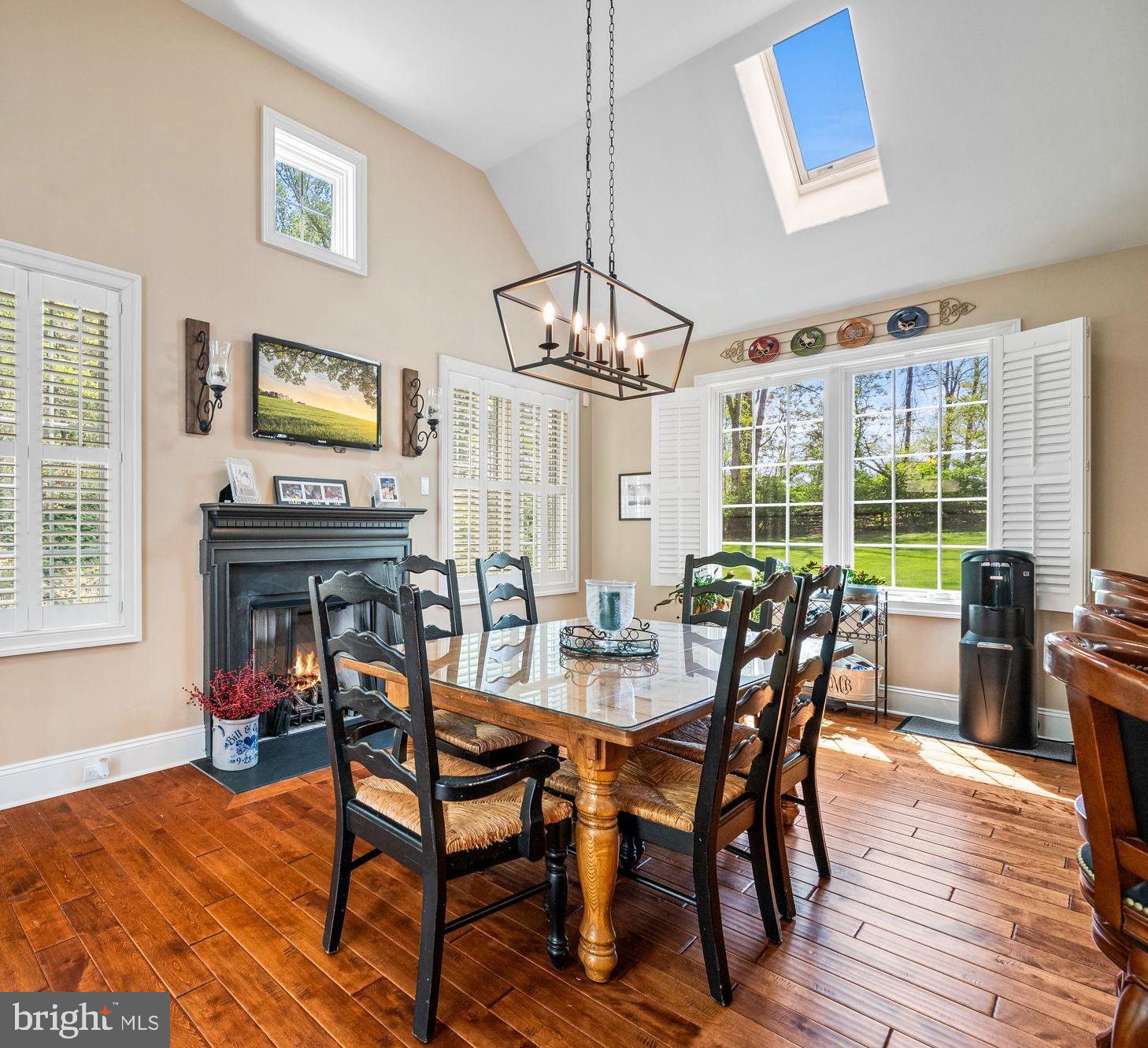 RADNOR HUNT - Residential