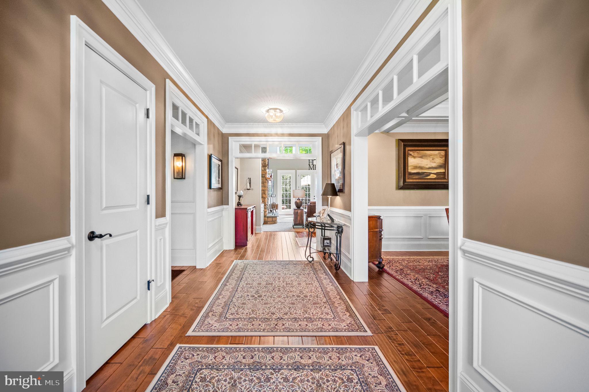 RADNOR HUNT - Residential