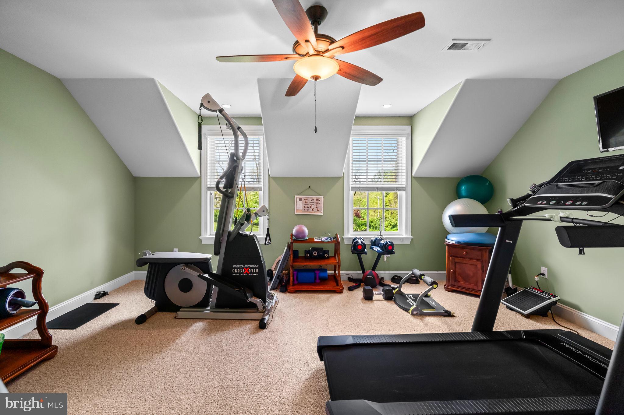 RADNOR HUNT - Residential
