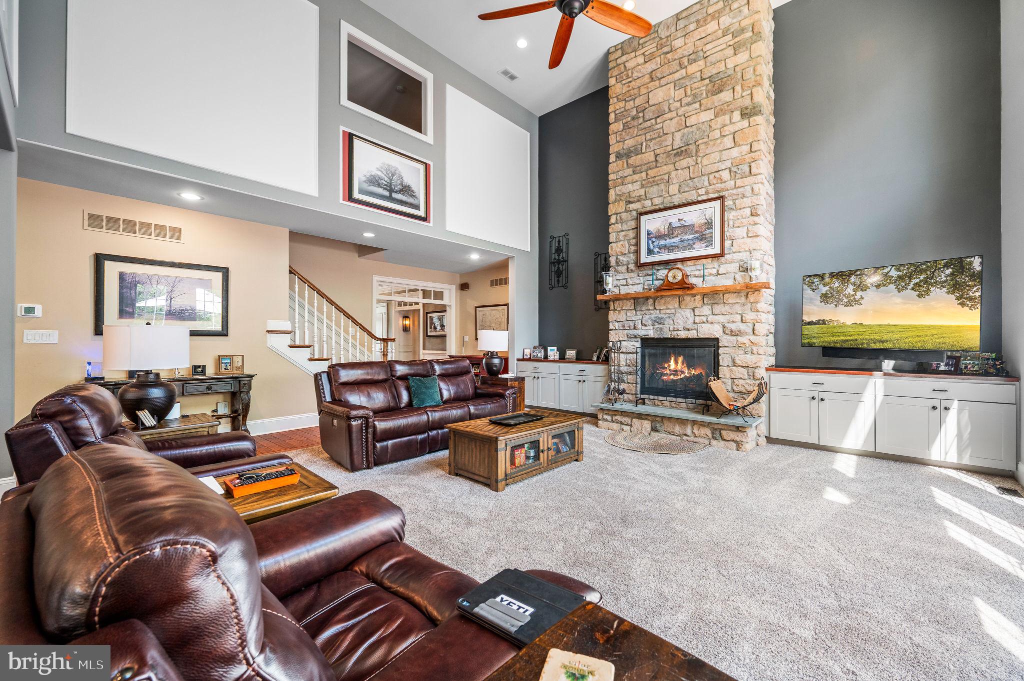 RADNOR HUNT - Residential