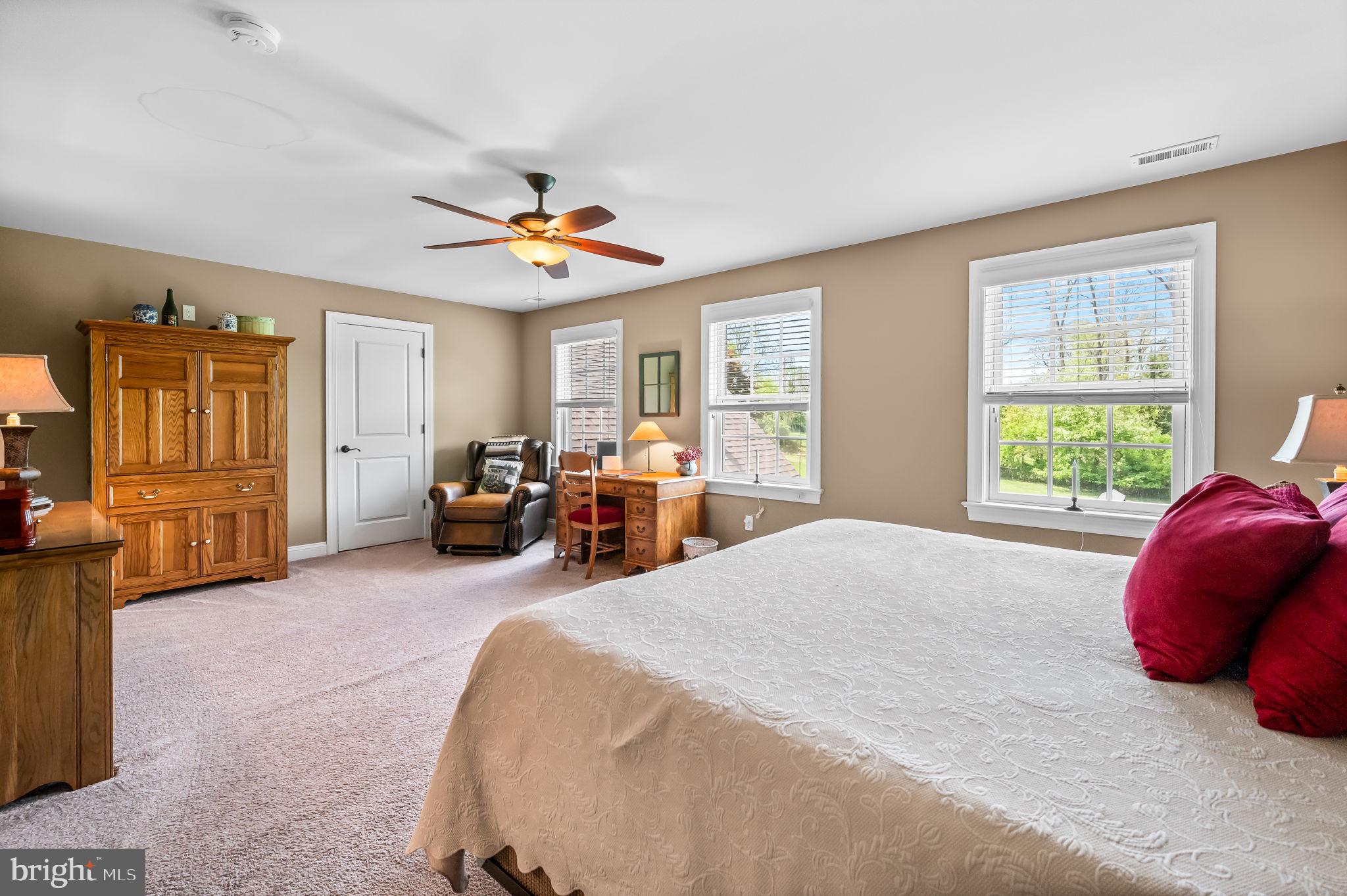 RADNOR HUNT - Residential