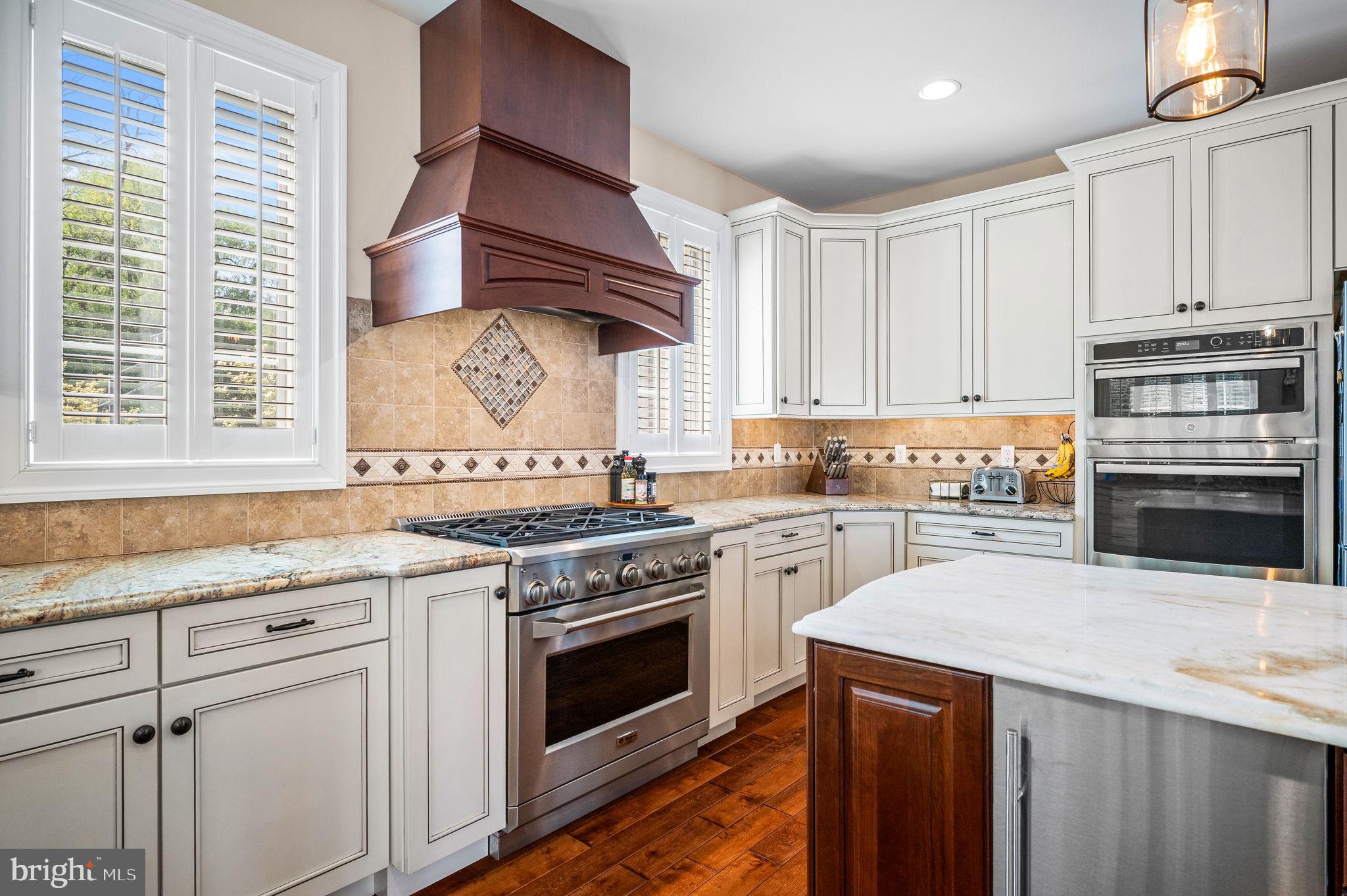 RADNOR HUNT - Residential