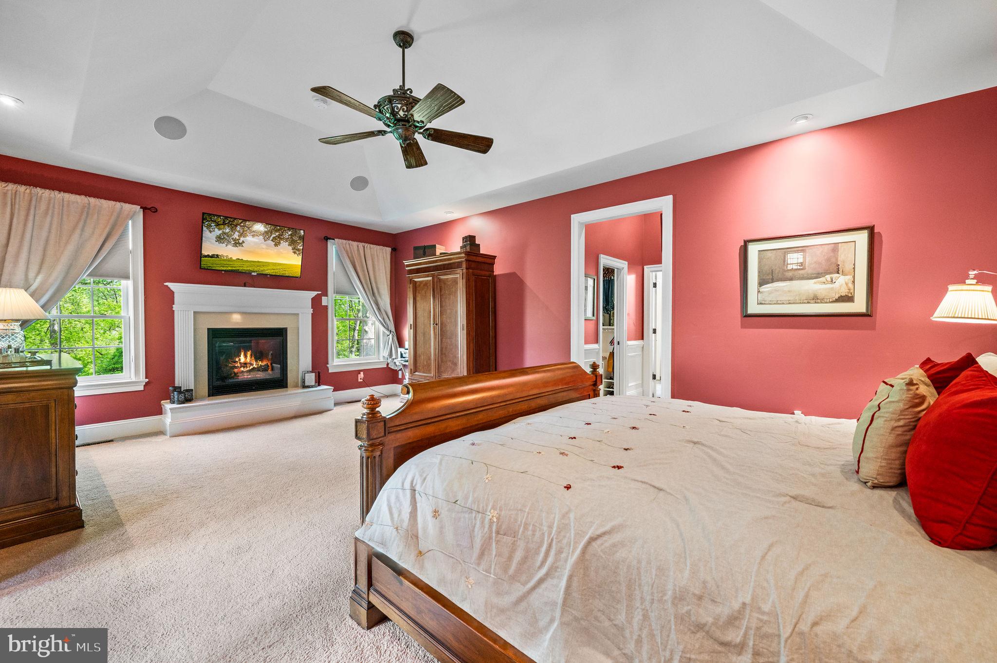 RADNOR HUNT - Residential