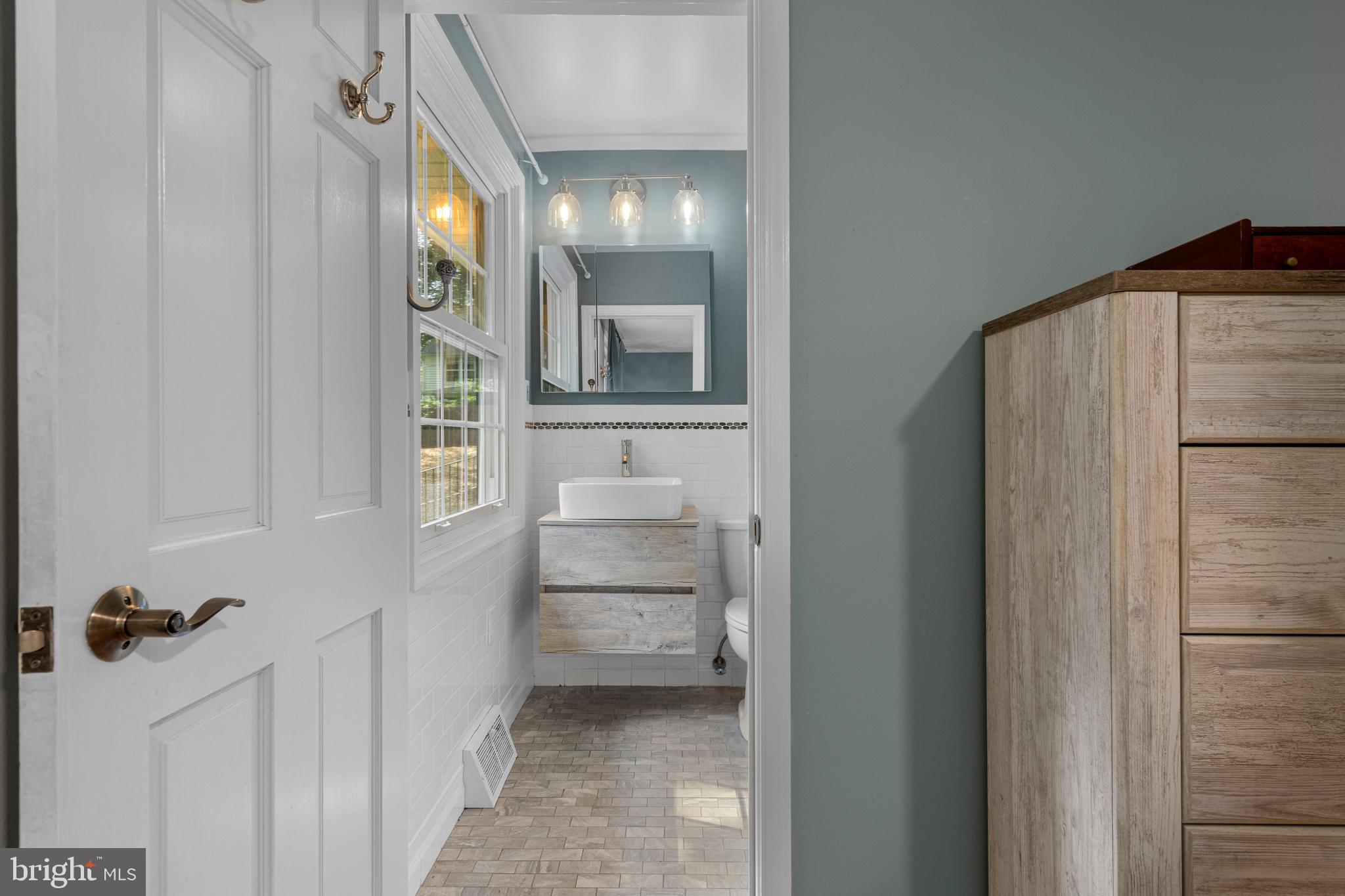 WEIRWOOD - Residential