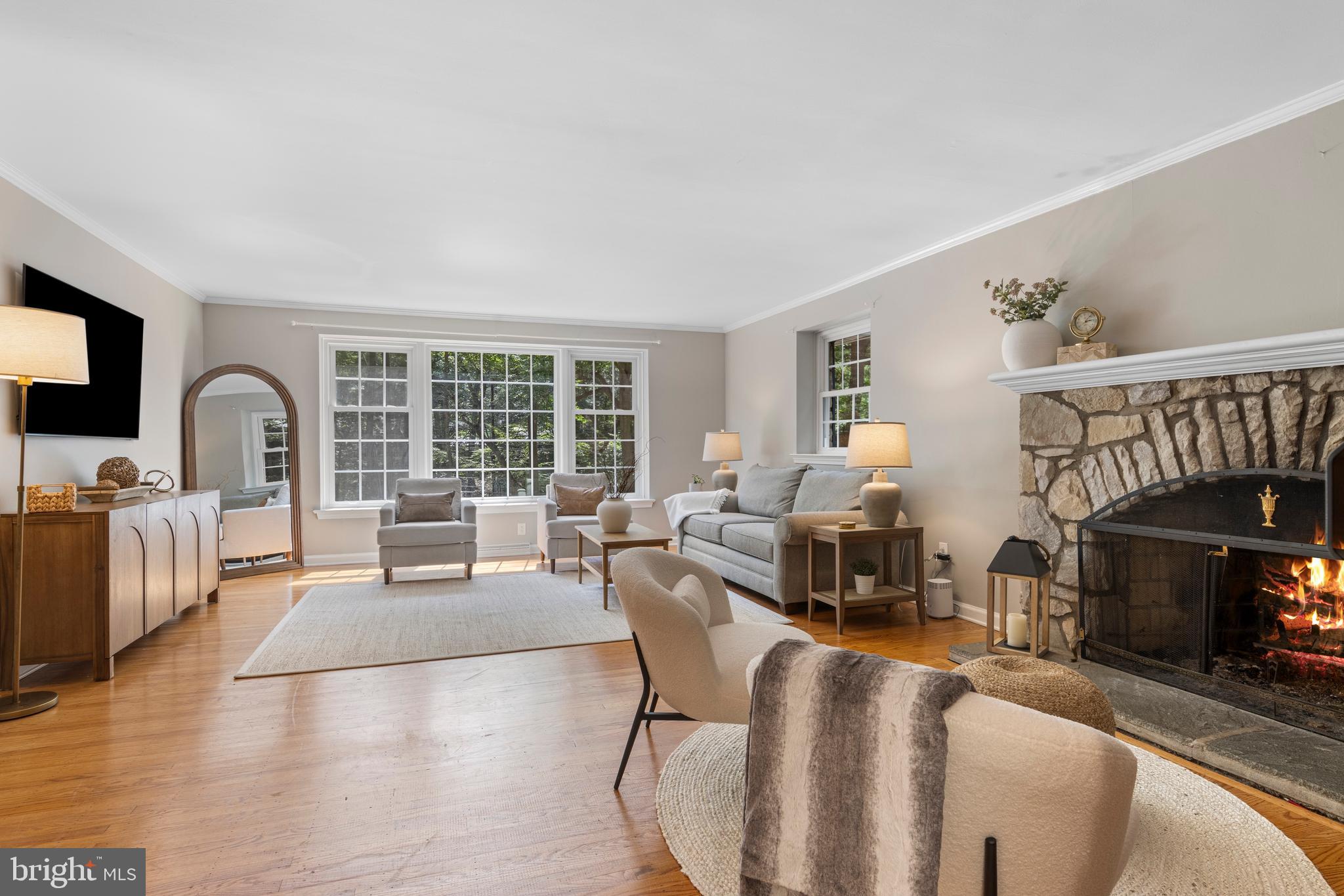 WEIRWOOD - Residential