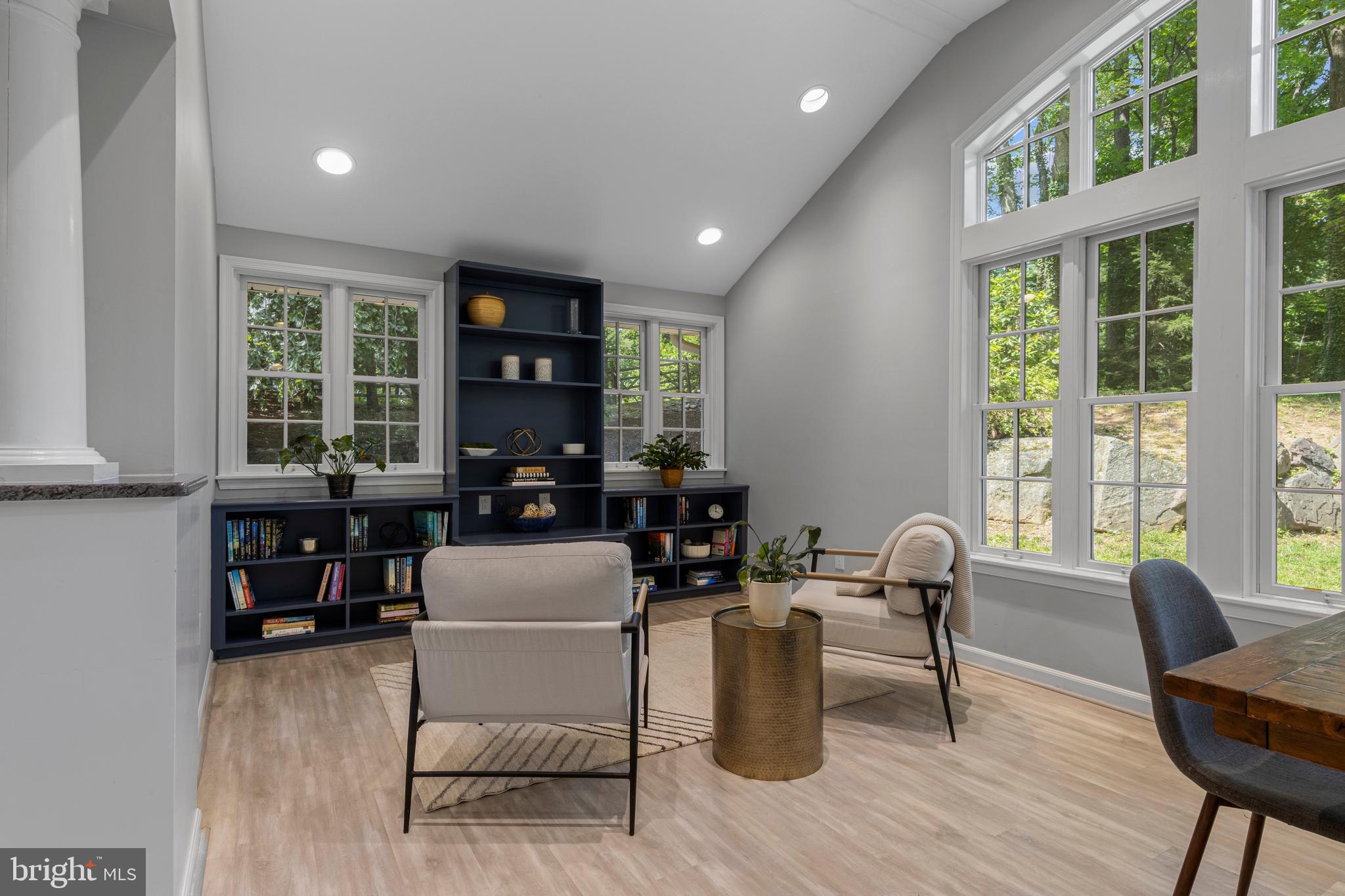 WEIRWOOD - Residential