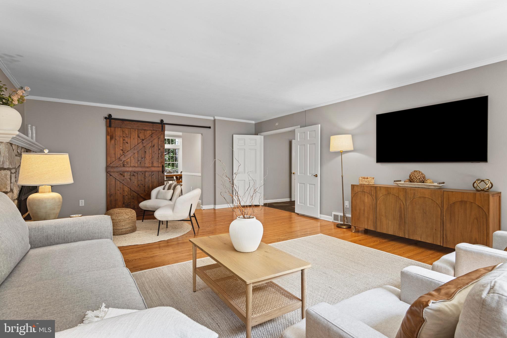 WEIRWOOD - Residential