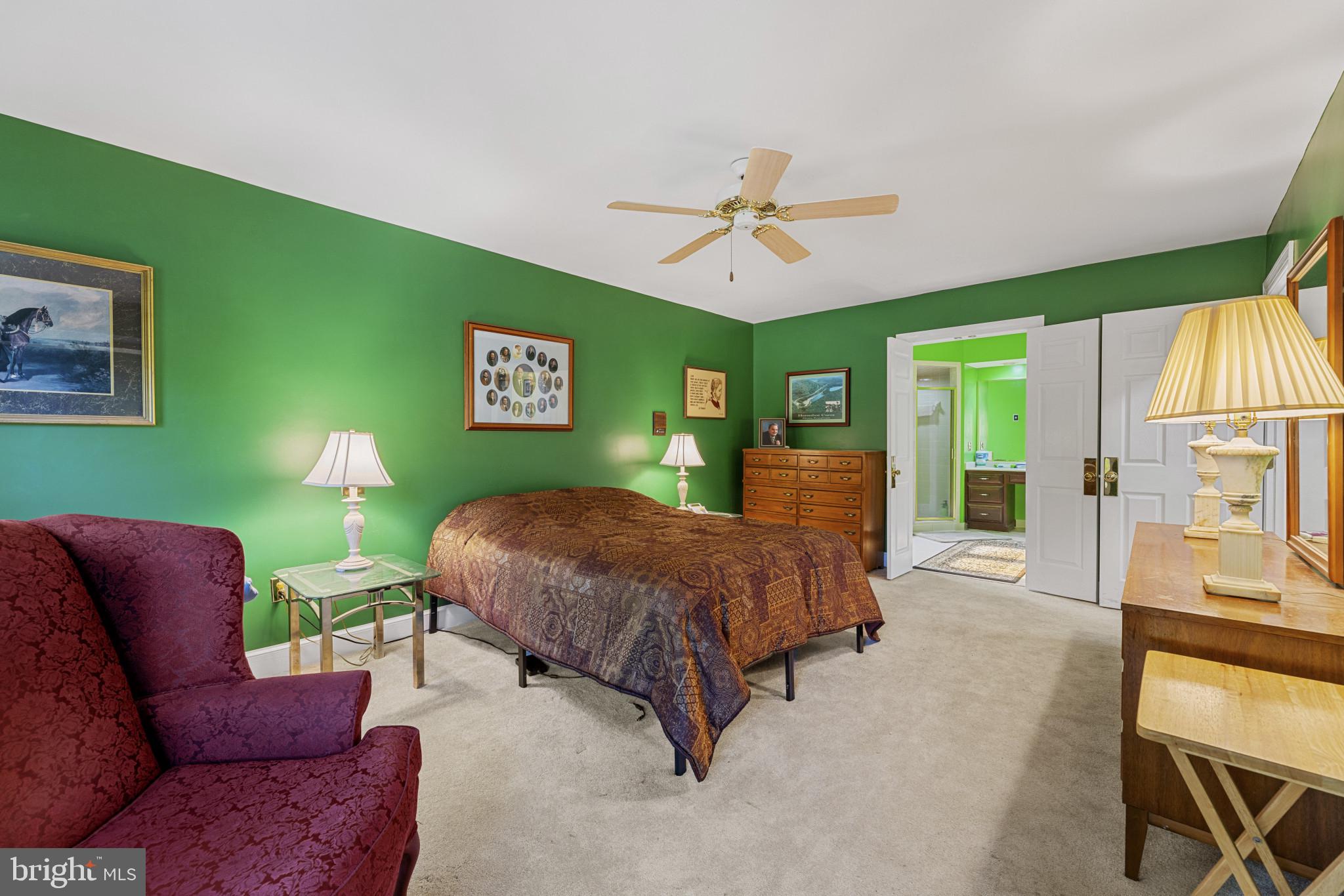 LAKE MONTCLAIR - Residential