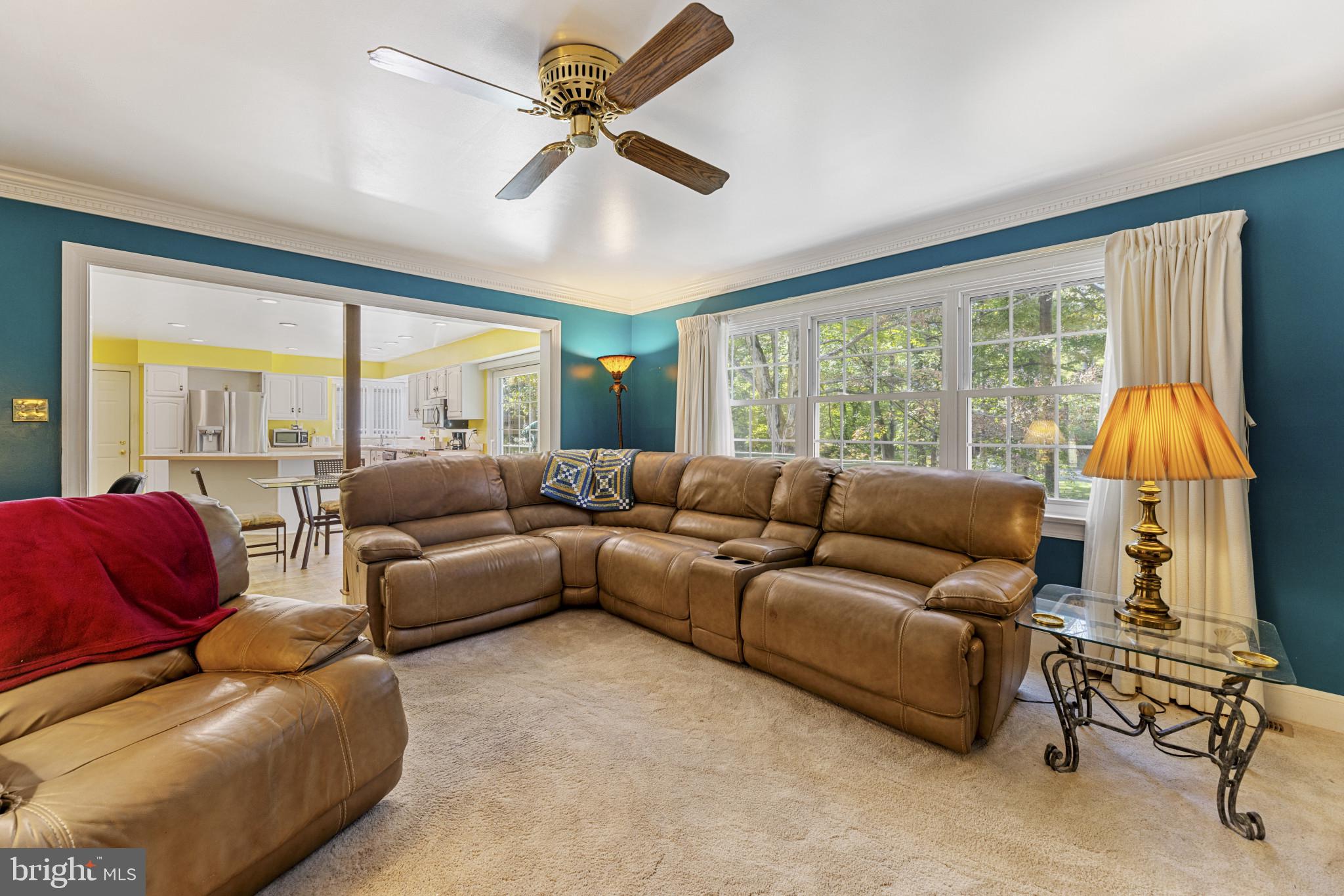 LAKE MONTCLAIR - Residential