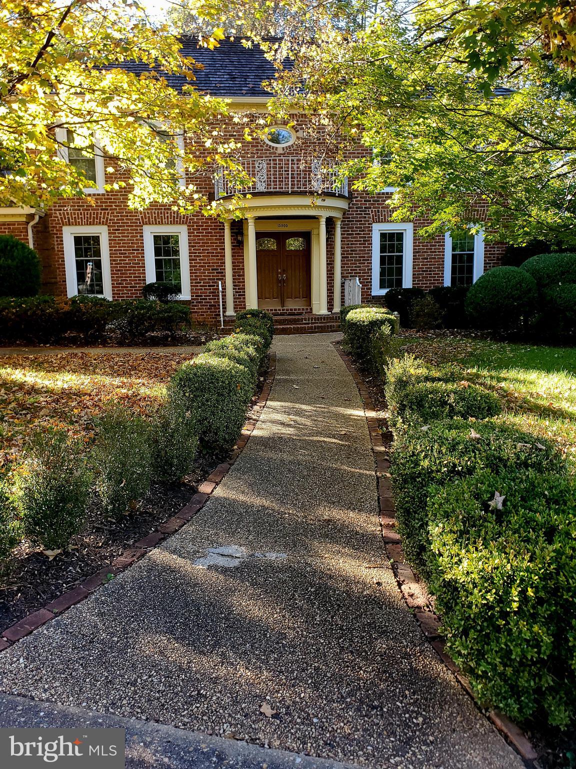 LAKE MONTCLAIR - Residential