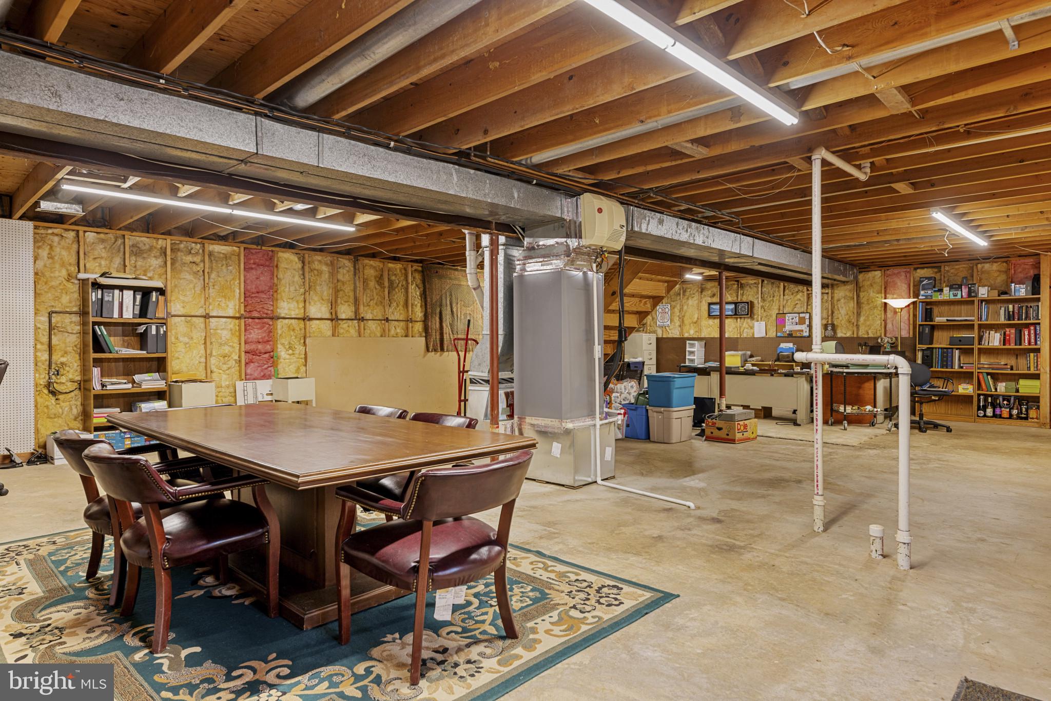 LAKE MONTCLAIR - Residential