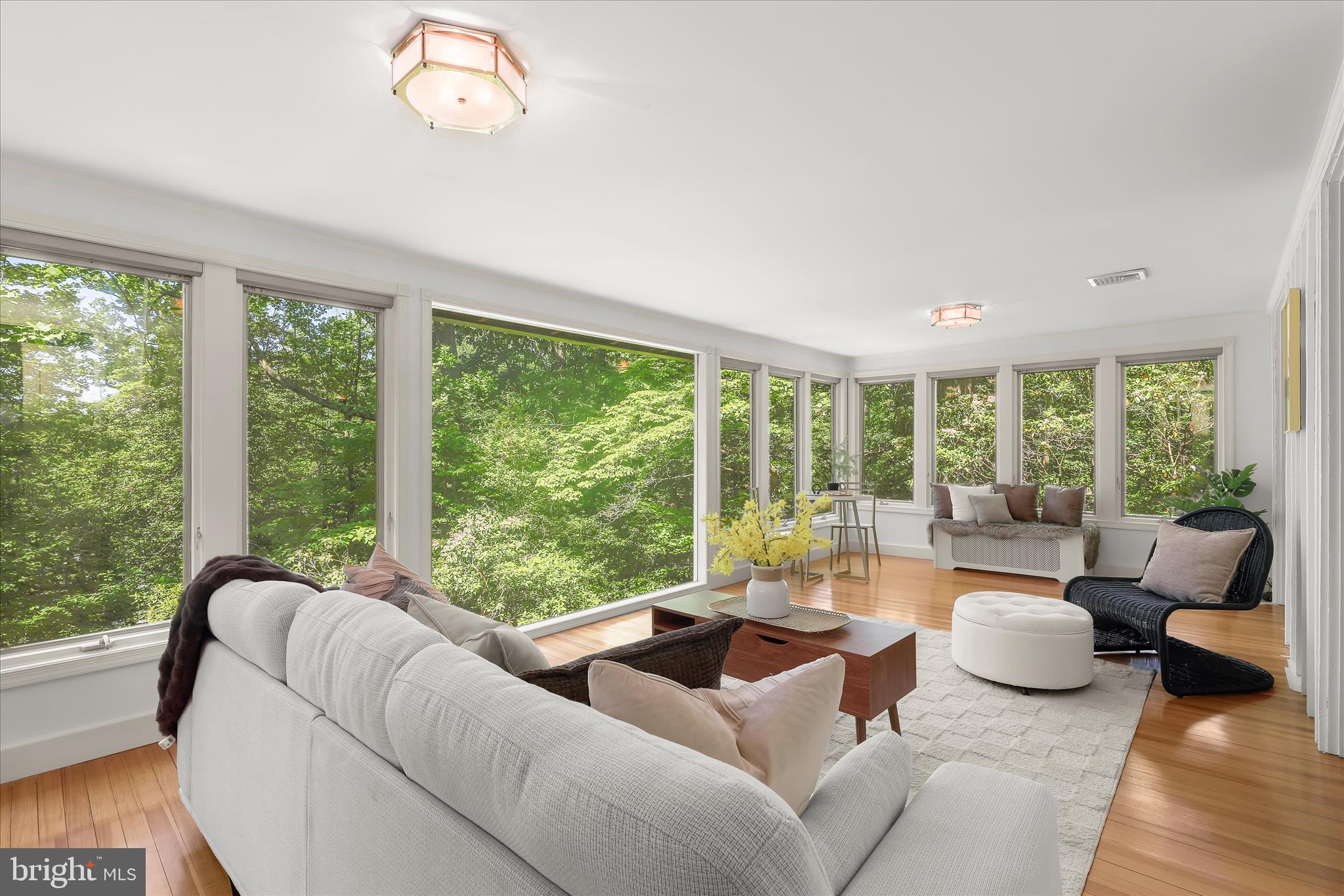 GIBSON ISLAND - Residential