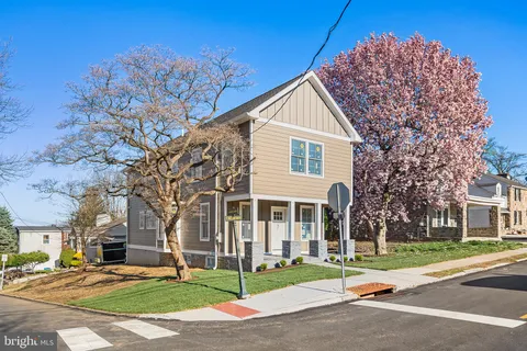 19 S Washington Avenue, Bala Cynwyd, PA MLS: PAMC2135140