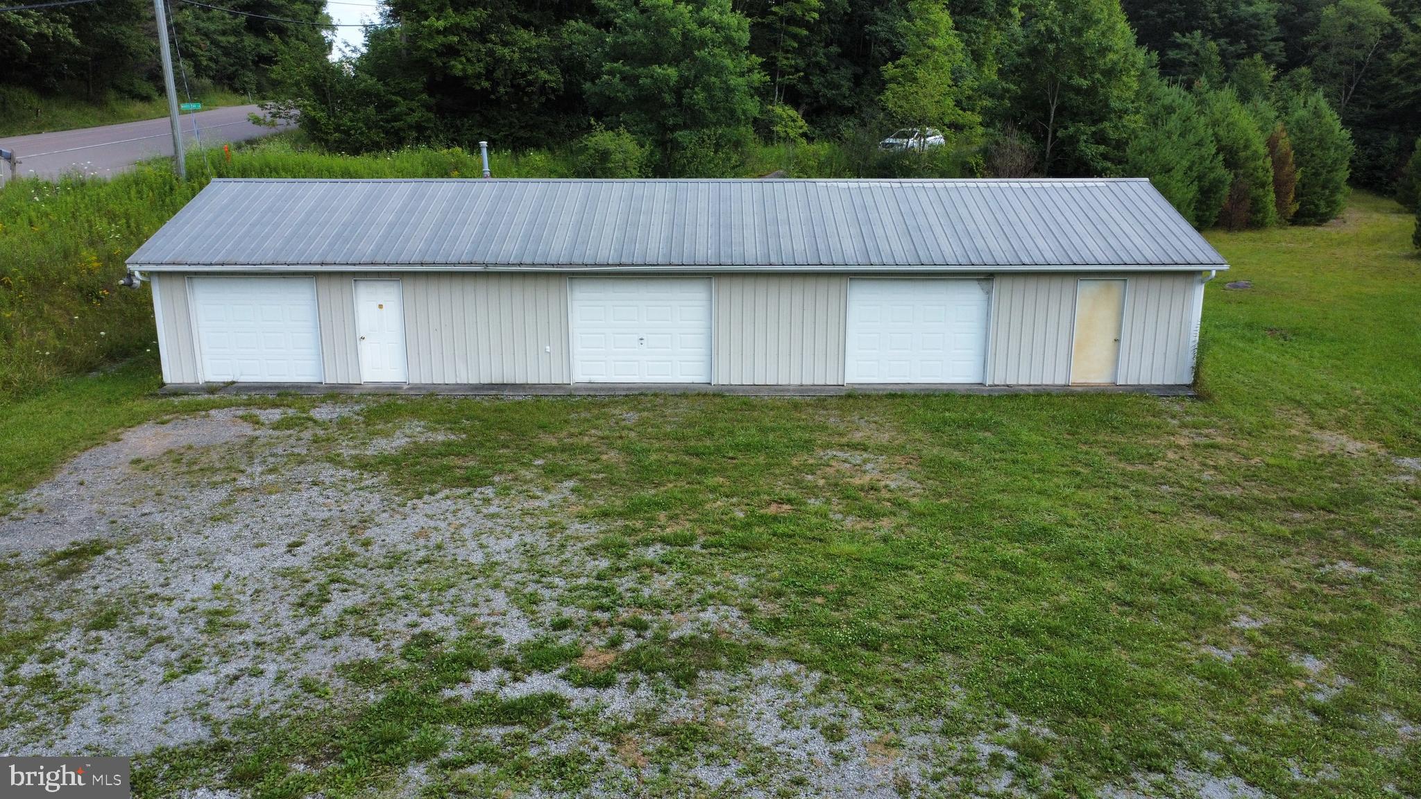 926 HUTTON ROAD