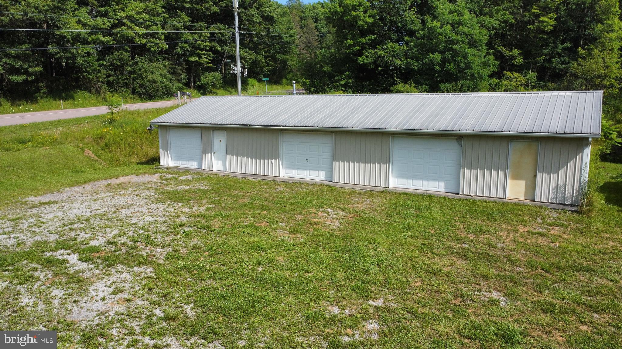 926 HUTTON ROAD