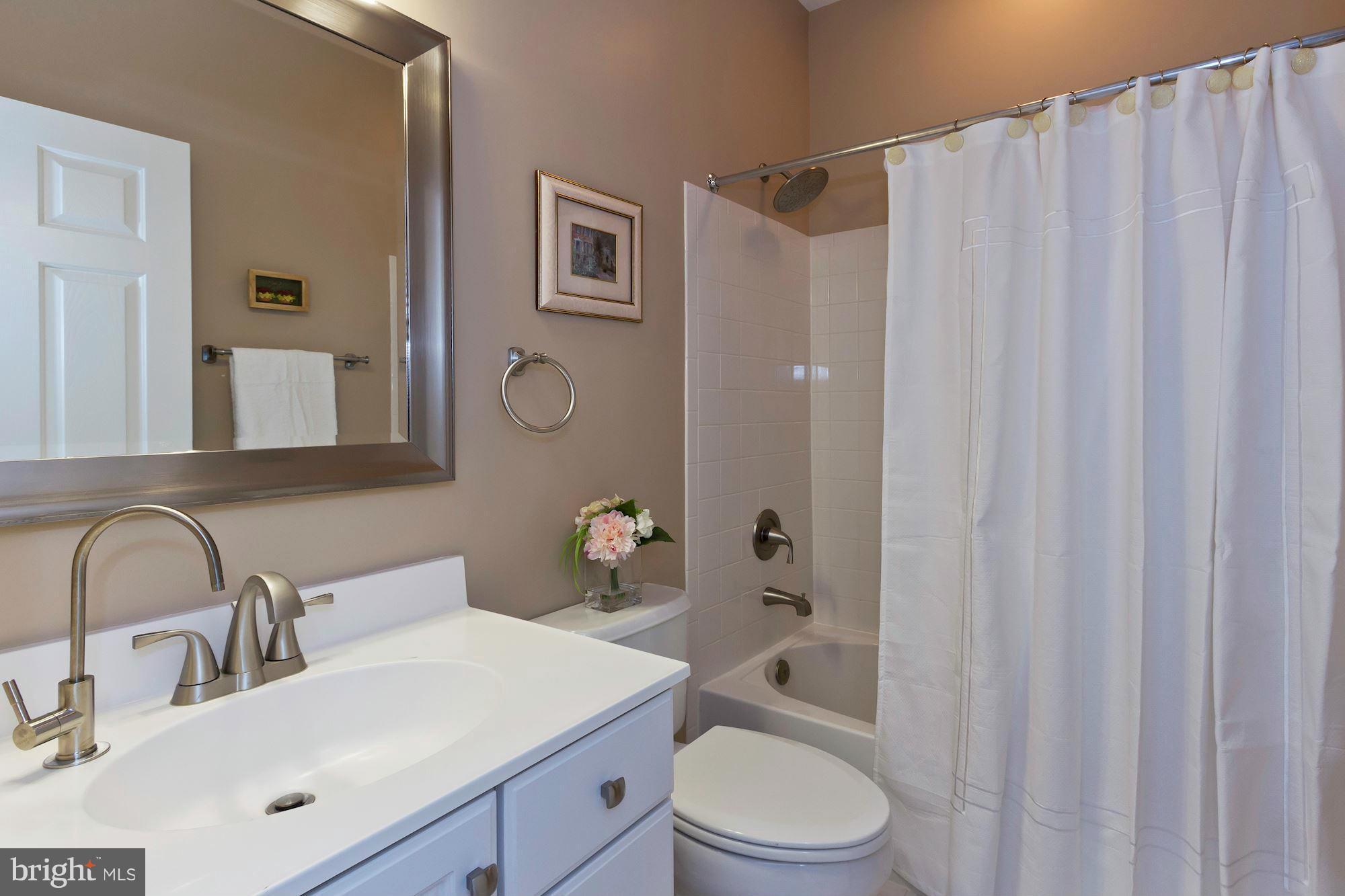 GAITHER HUNT - Residential