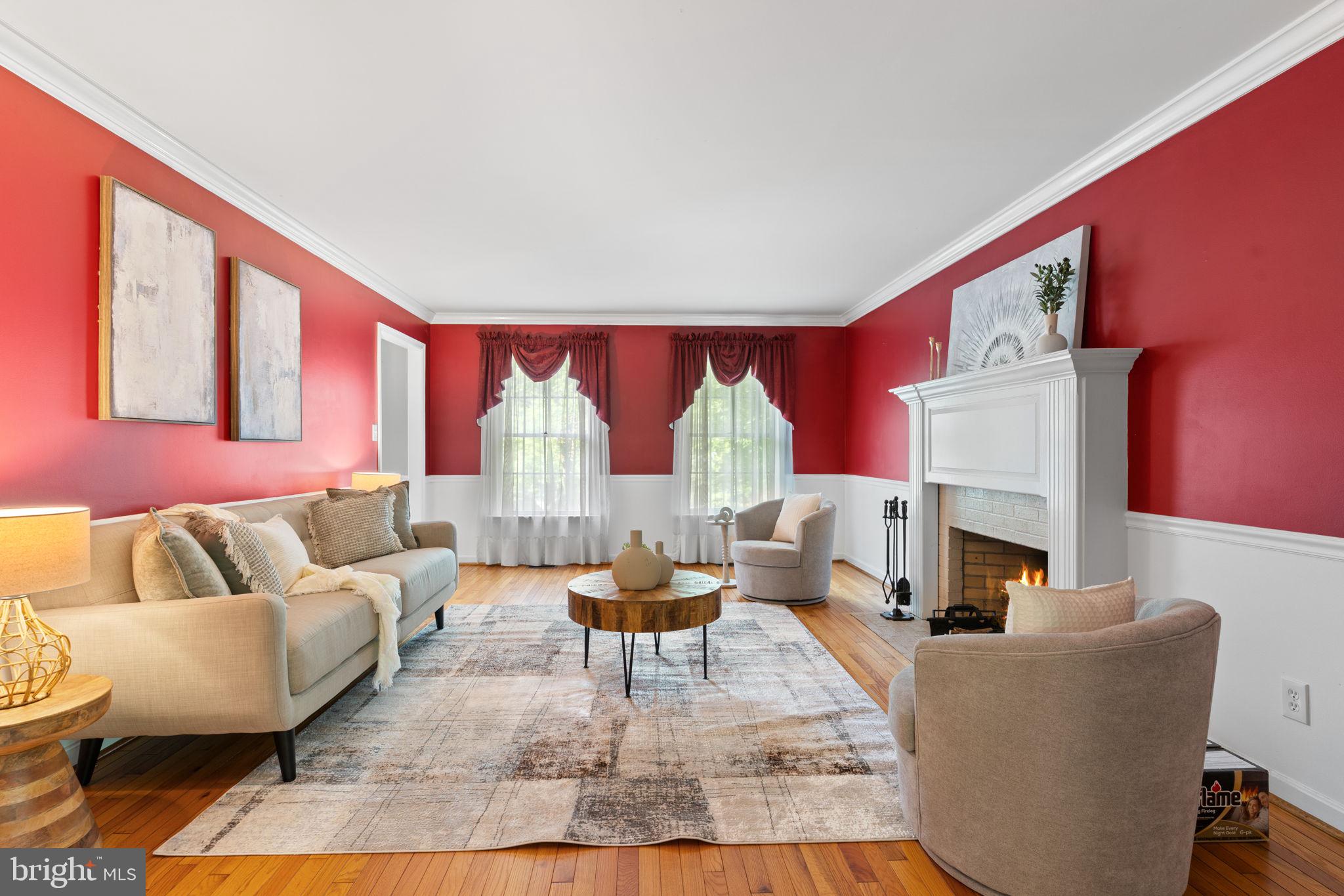 TWIN LAKES - Residential