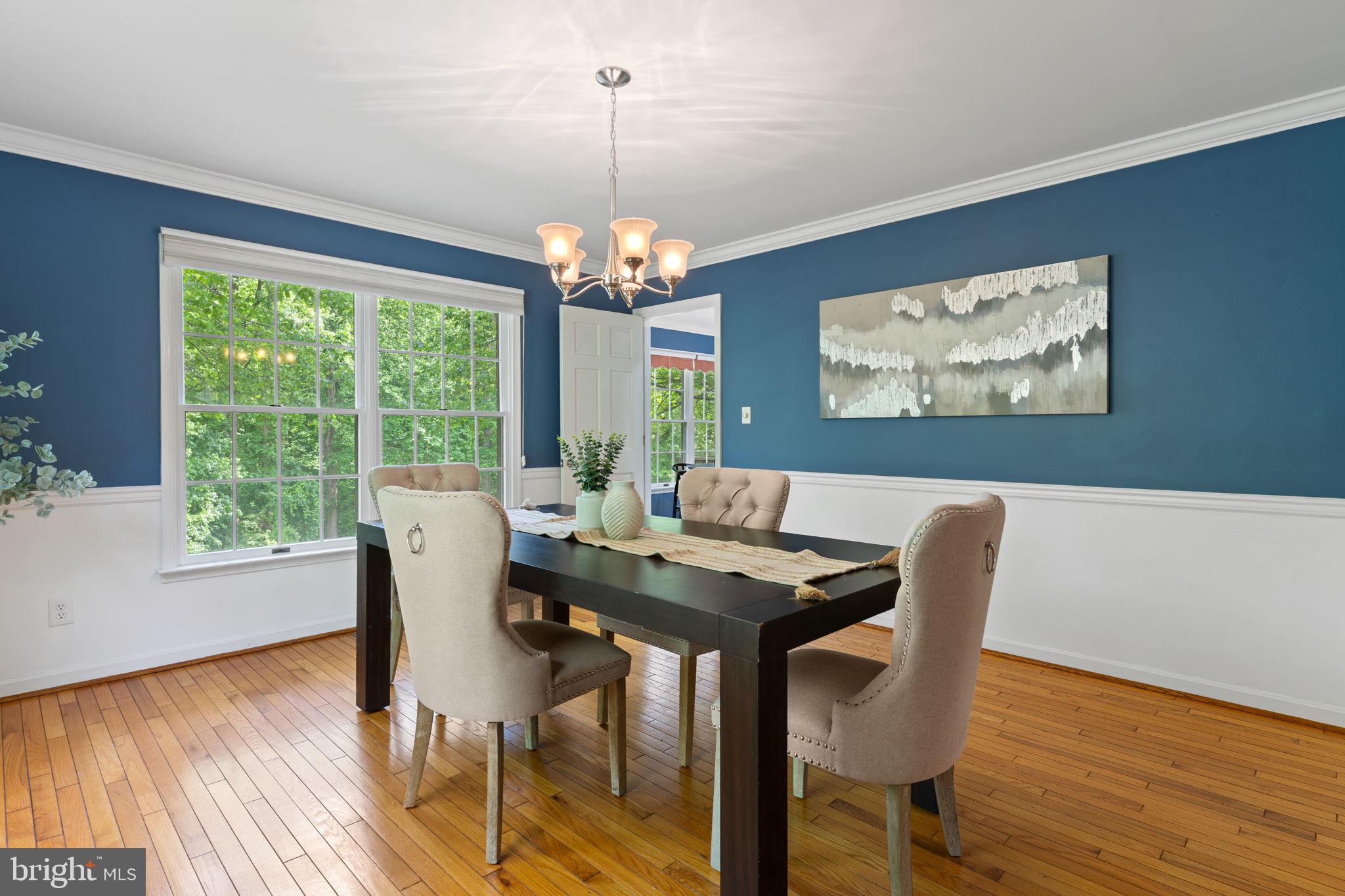 TWIN LAKES - Residential