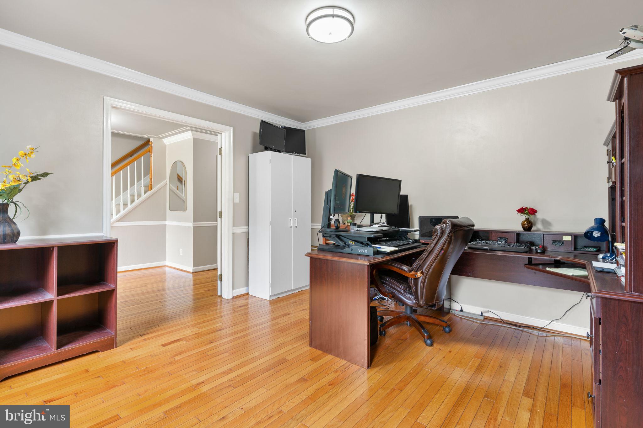 TWIN LAKES - Residential