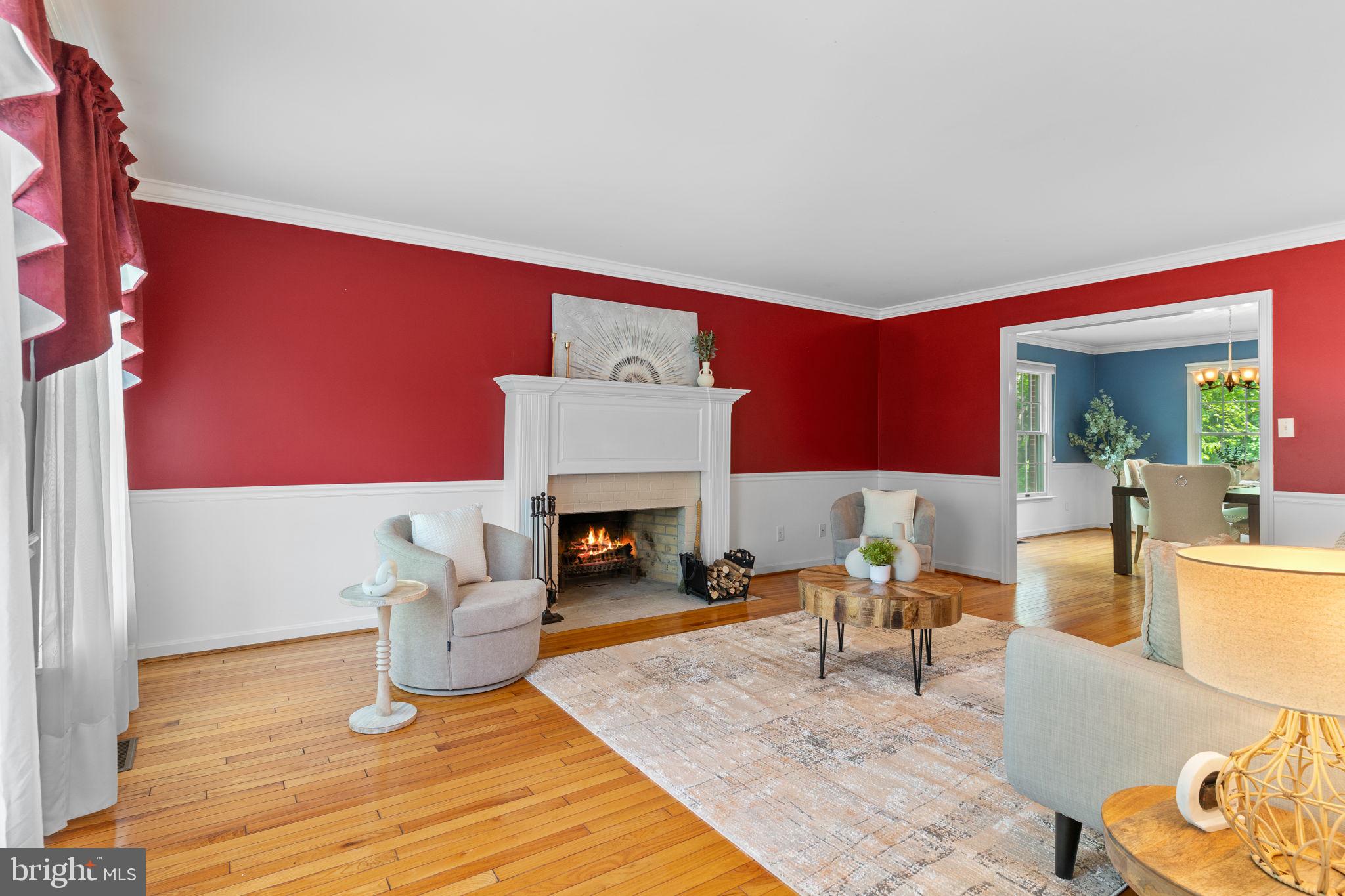 TWIN LAKES - Residential